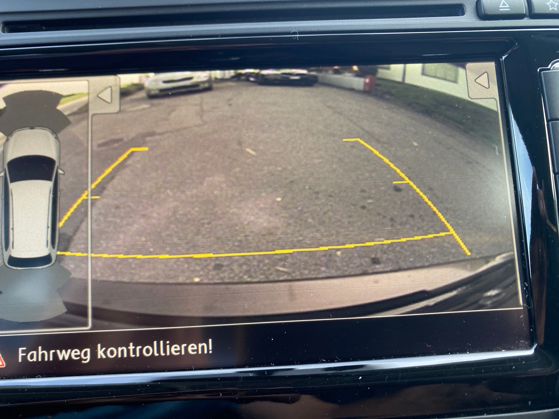 VW Golf Variant 1.6 TDI Comfortline 4Motion-image-11