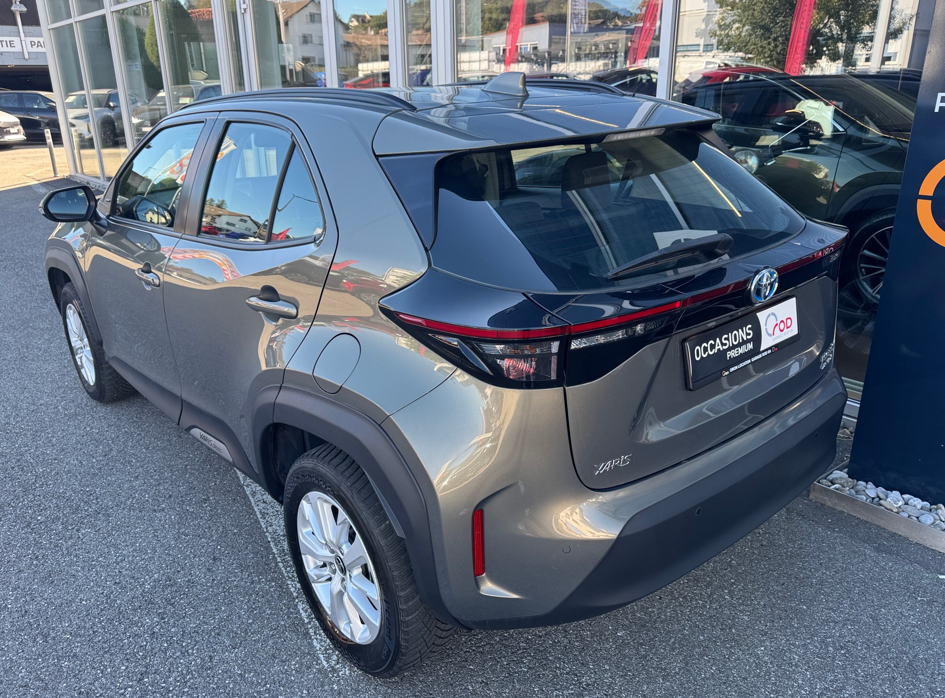 TOYOTA Yaris Cross 1.5 Comfort e-CVT AWDi-image-5