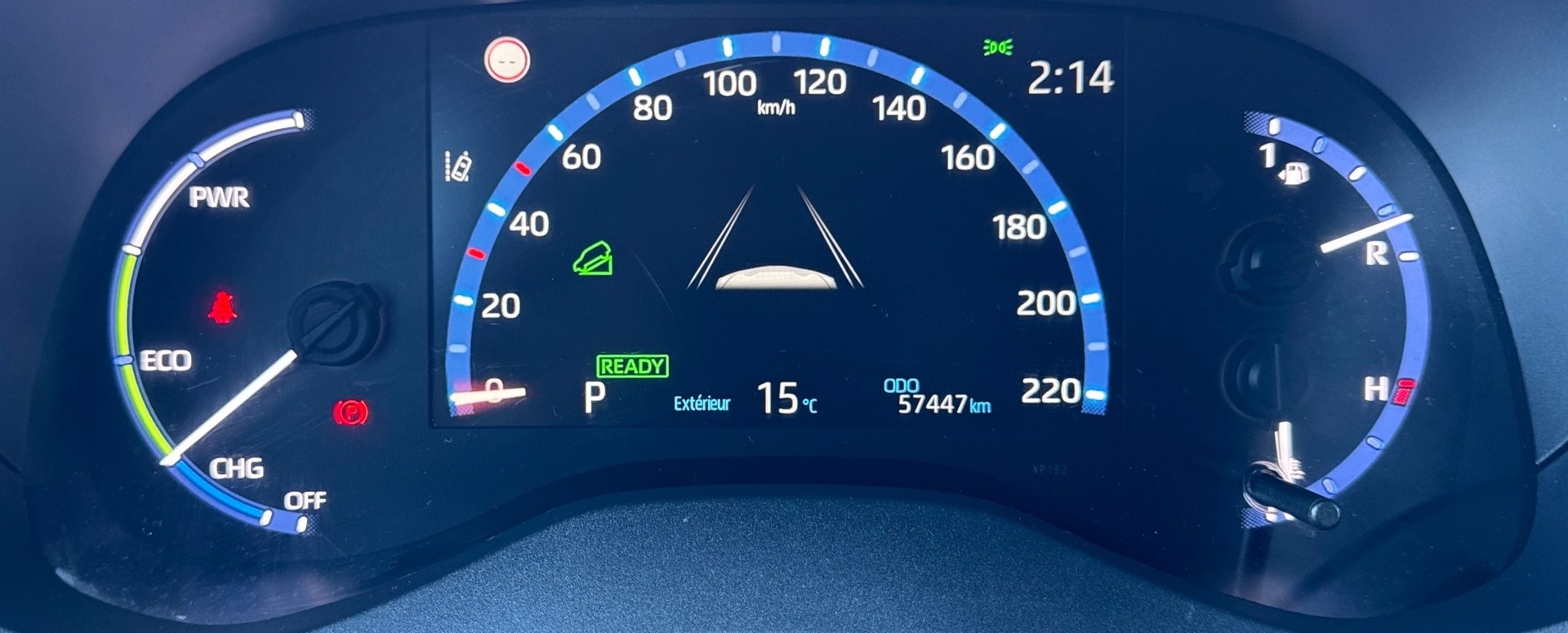 TOYOTA Yaris Cross 1.5 Comfort e-CVT AWDi-image-18