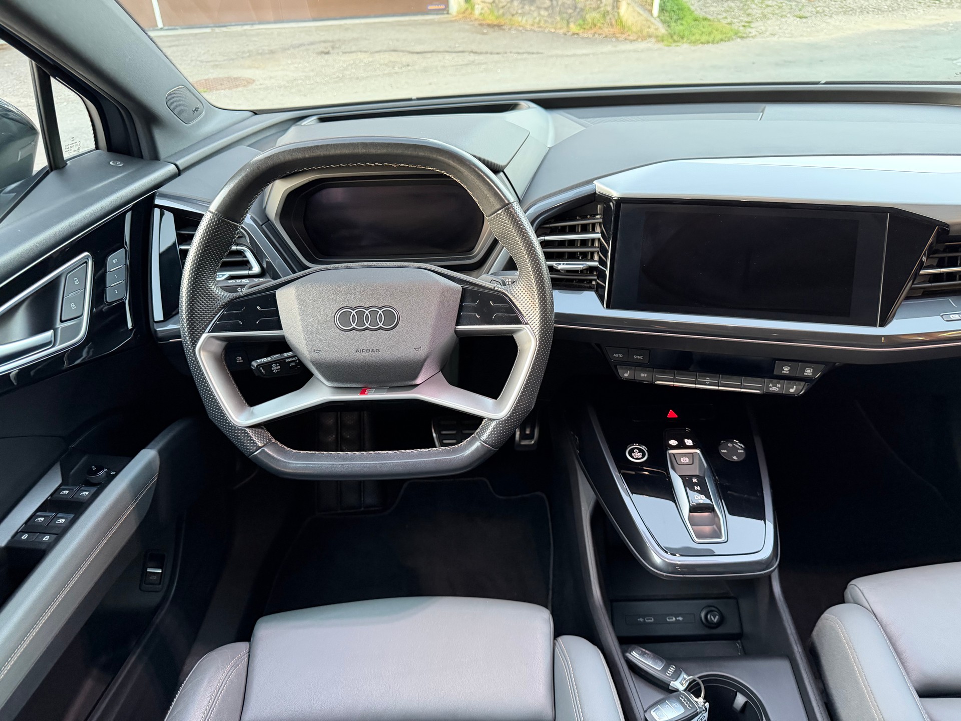 AUDI Q4 Sportback e-tron 50 quattro // S-Line // SoH 93%-image-18