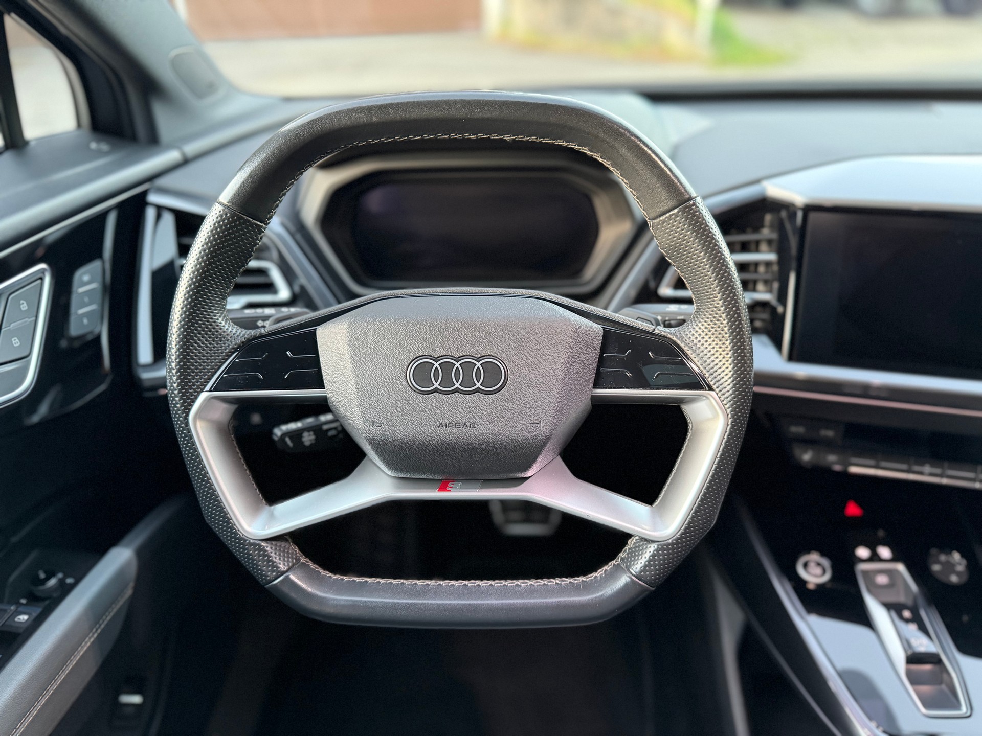 AUDI Q4 Sportback e-tron 50 quattro // S-Line // SoH 93%-image-19