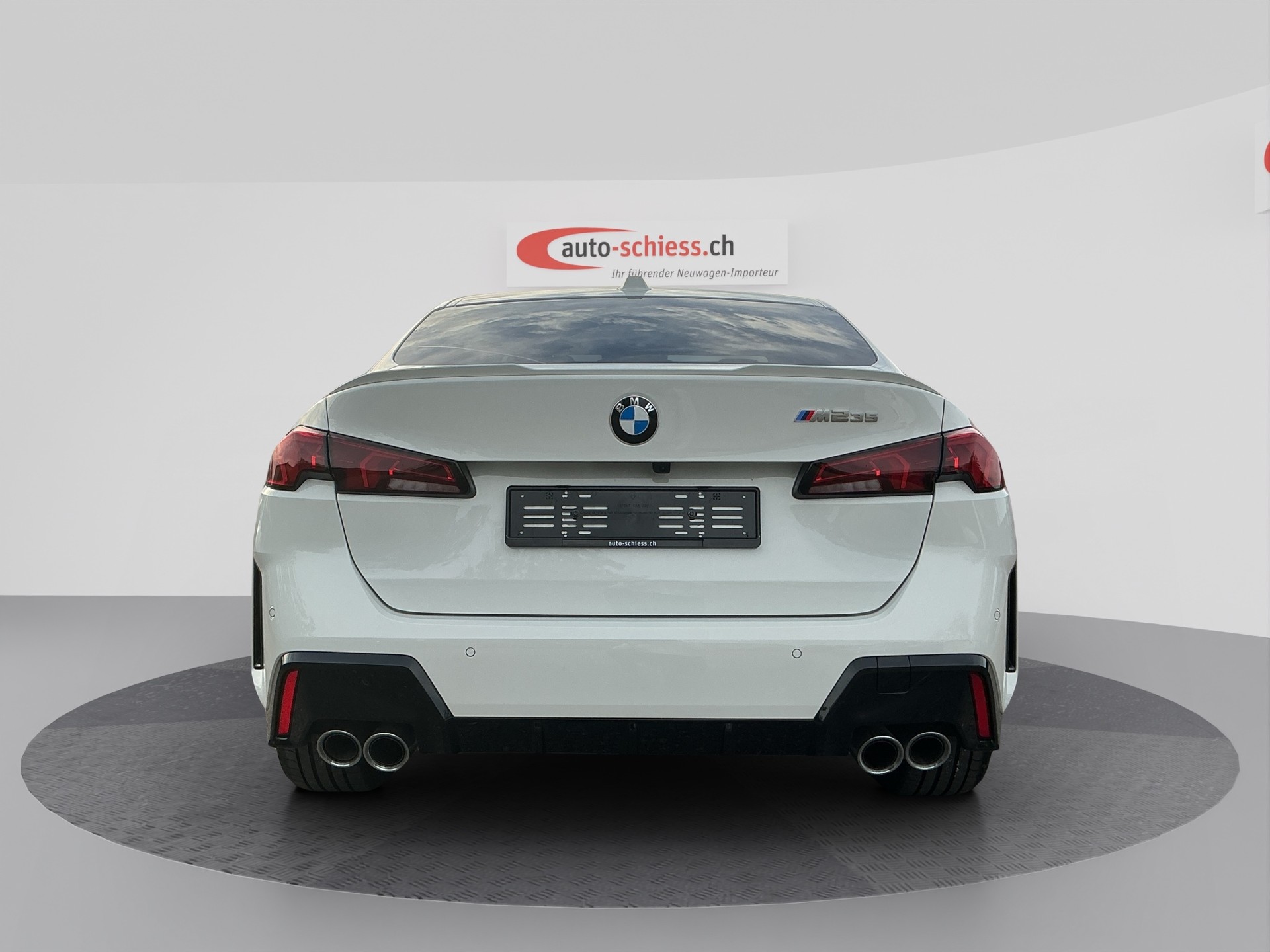 BMW M235 xDrive Gran Coupé-image-3