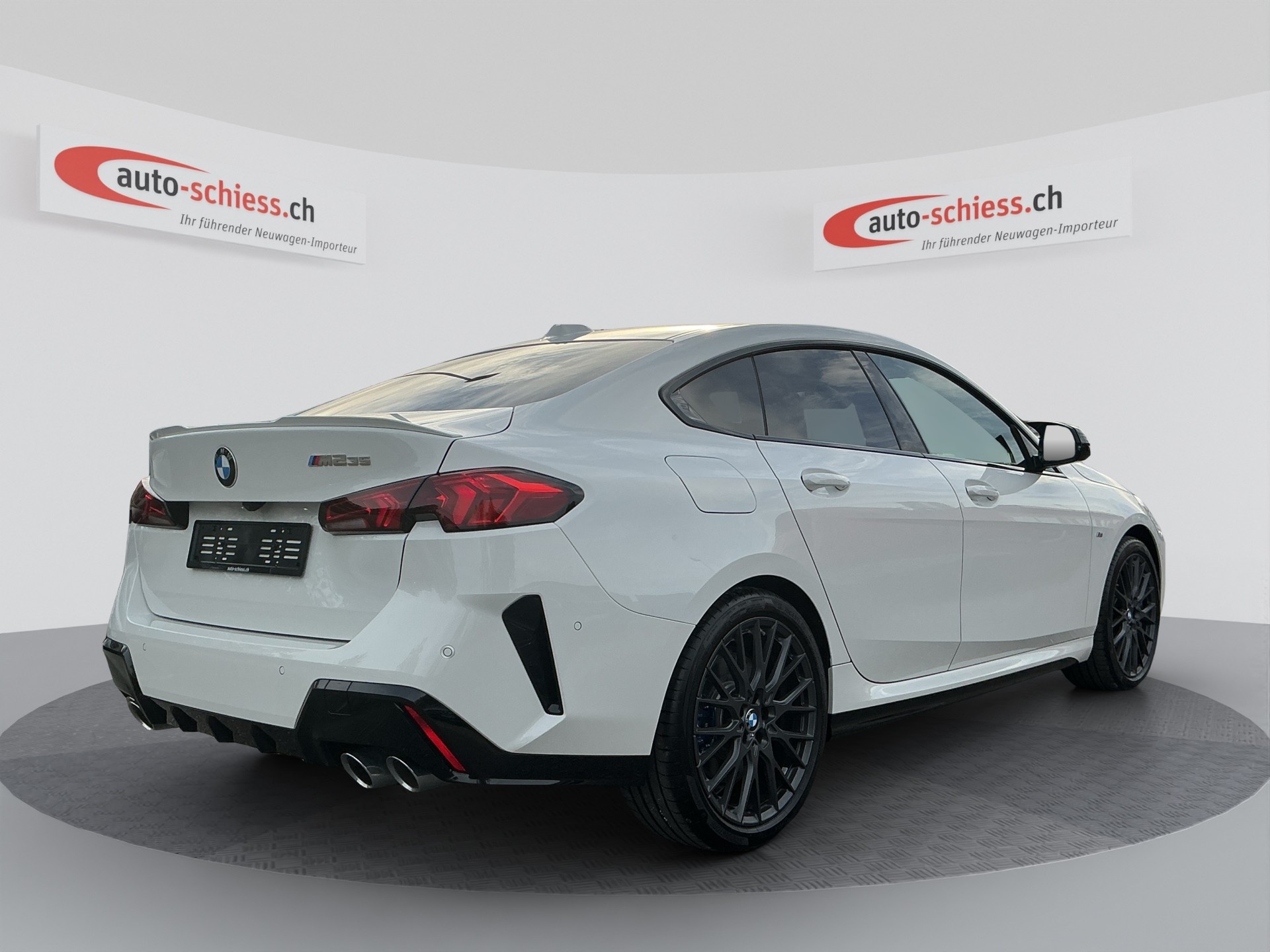 BMW M235 xDrive Gran Coupé-image-4