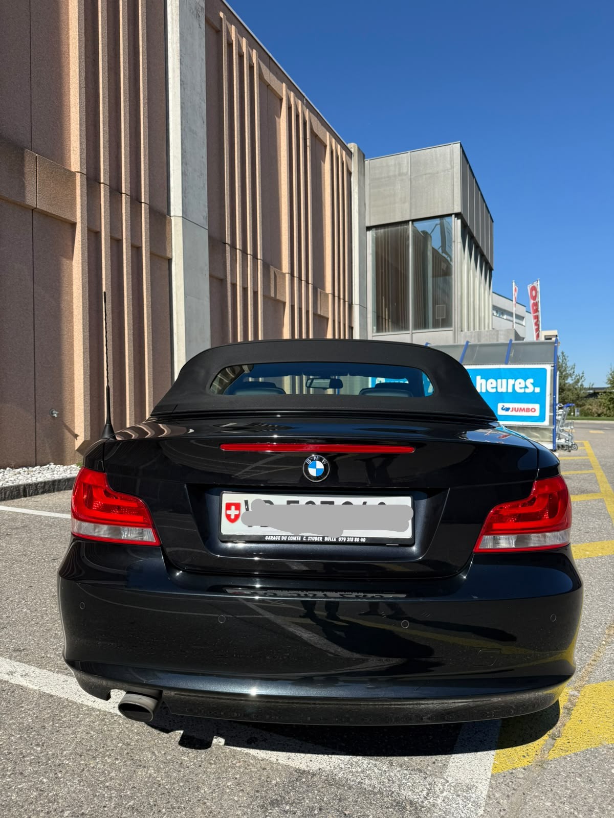 BMW 120i-image-2