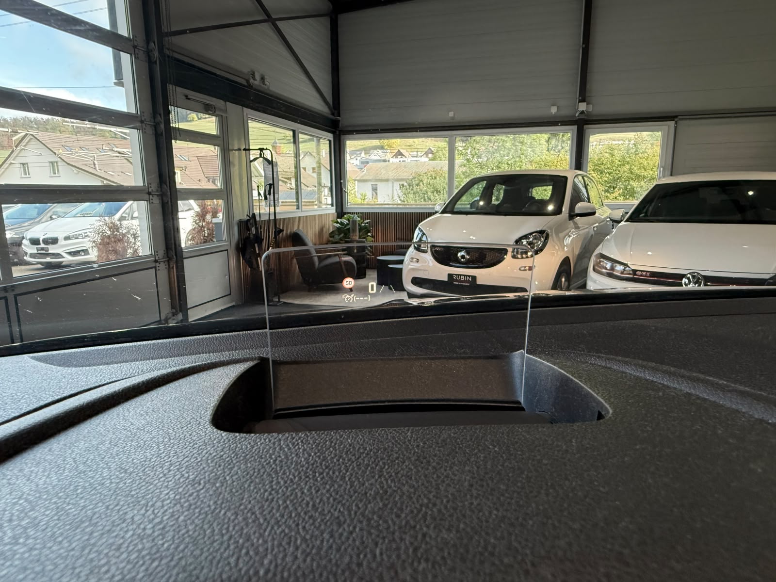CITROEN Berlingo 1.5 BlueHDi Shine EAT8-image-20