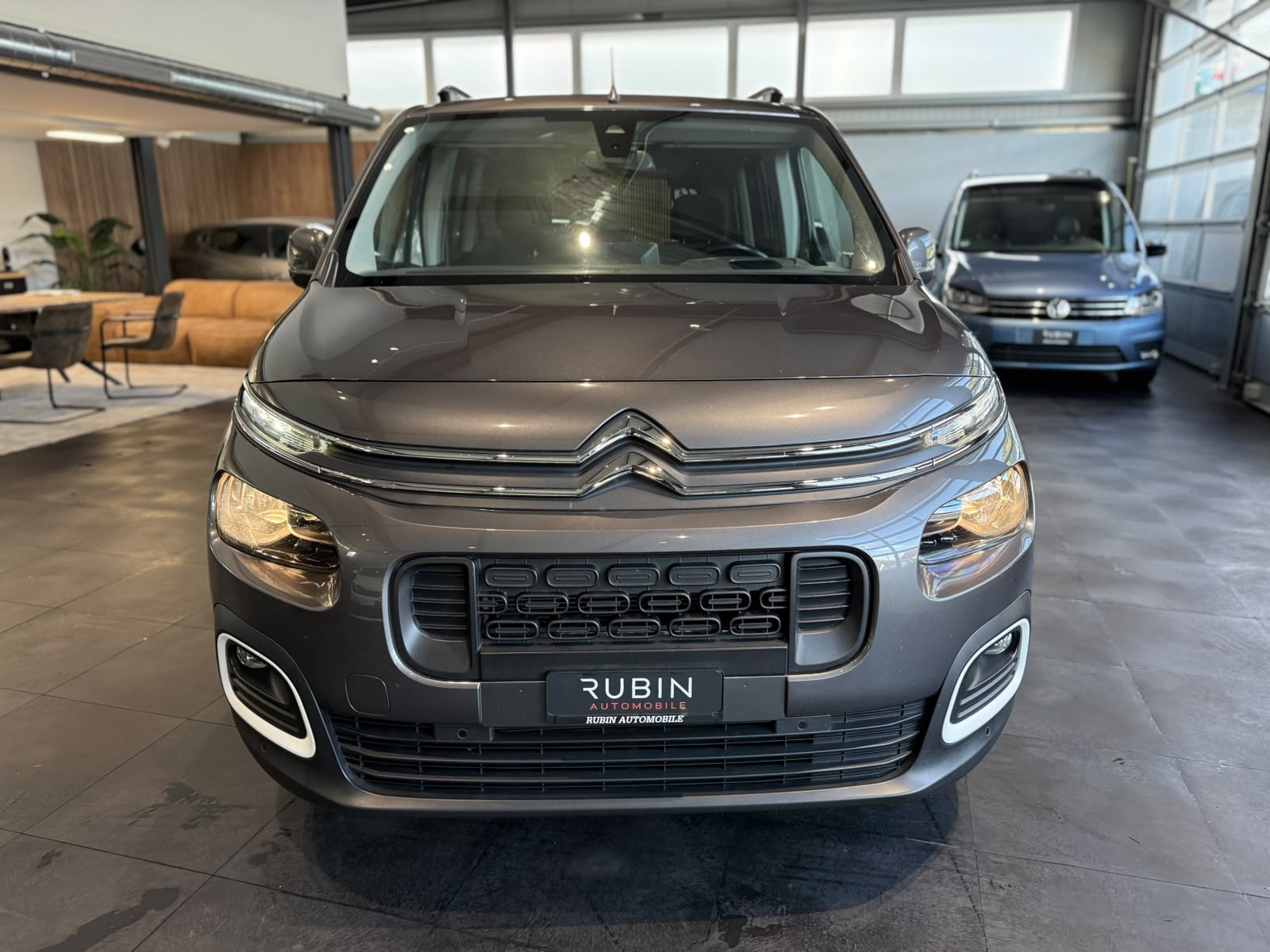 CITROEN Berlingo 1.5 BlueHDi Shine EAT8-image-9
