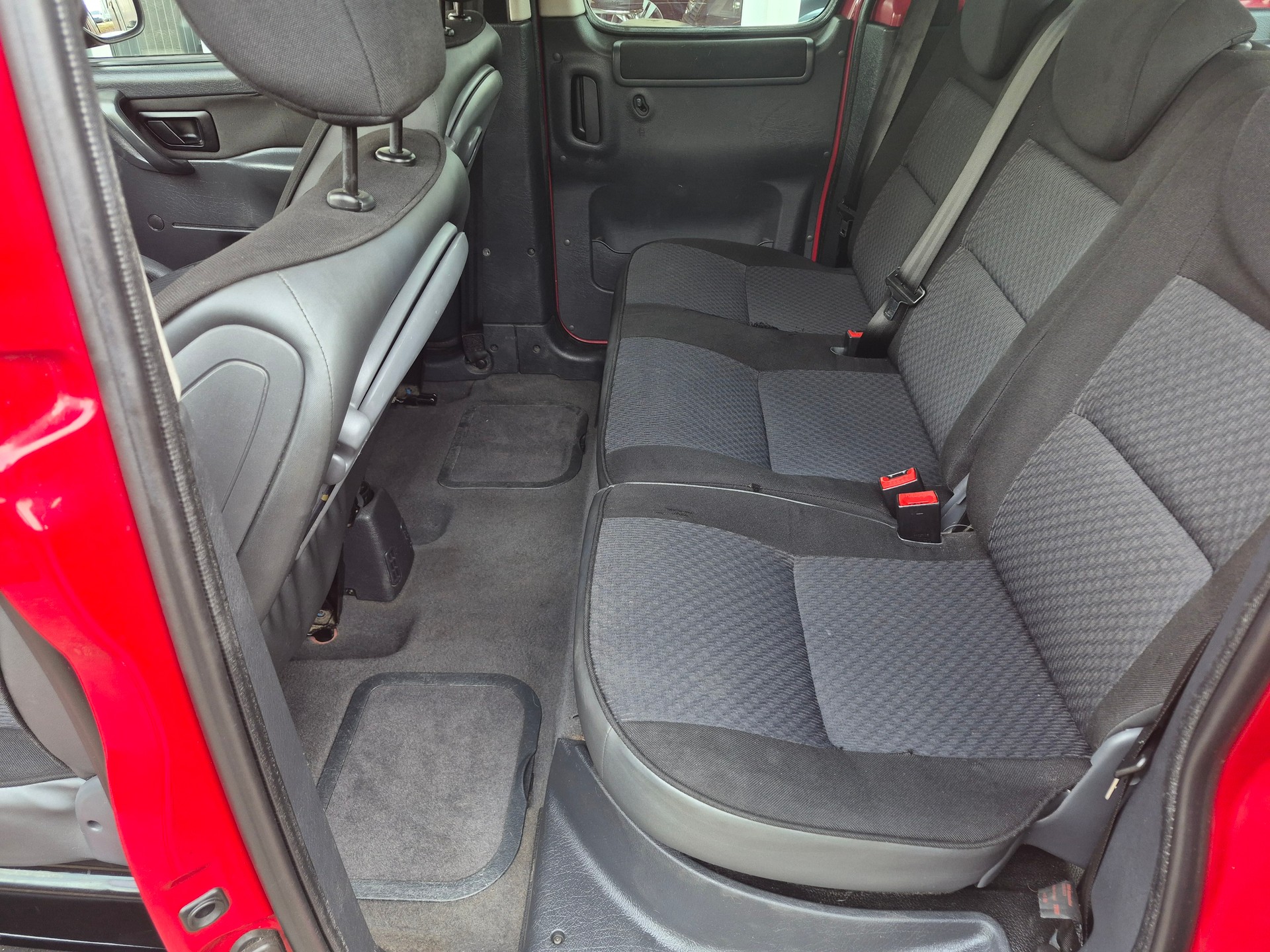 CITROEN Berlingo 1.6 HDi-image-6