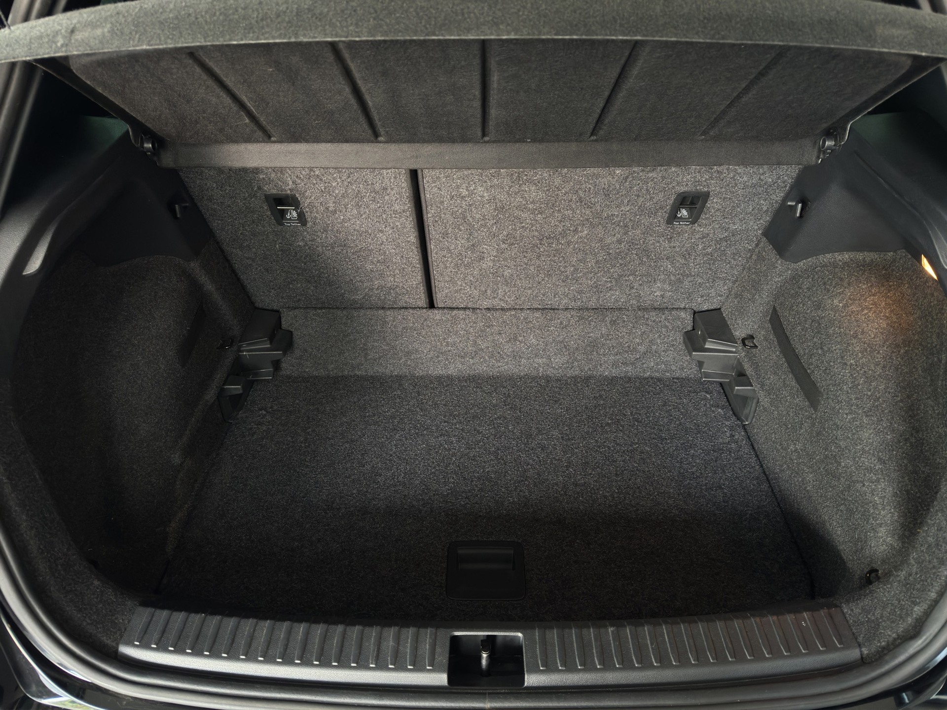 SEAT Arona 1.5 Eco TSI FR Edition DSG "Leder Alcantara-Navi-RF.-Kamera-8-fach Alu"-image-20