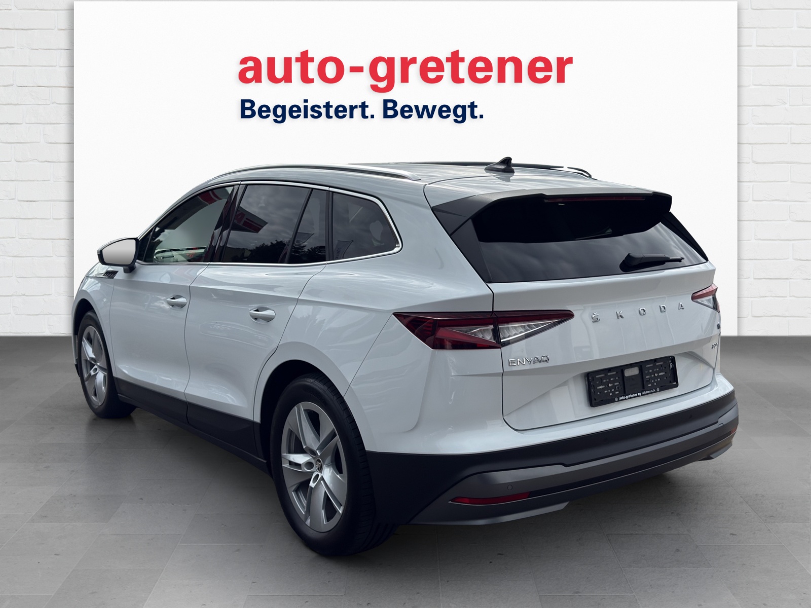 SKODA Enyaq iV 80x-showroom-element-1