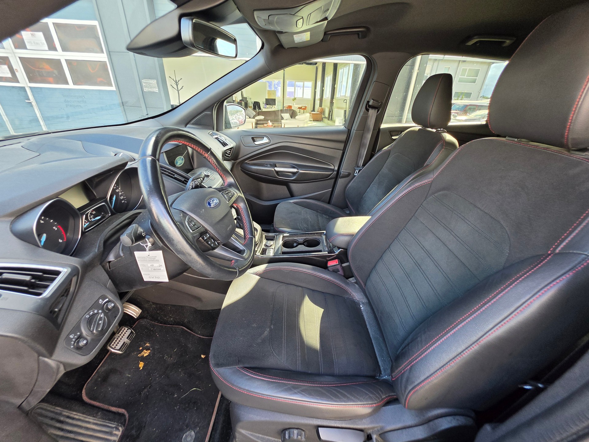 FORD Kuga 2.0 TDCi ST Line 4WD PowerShift-image-8
