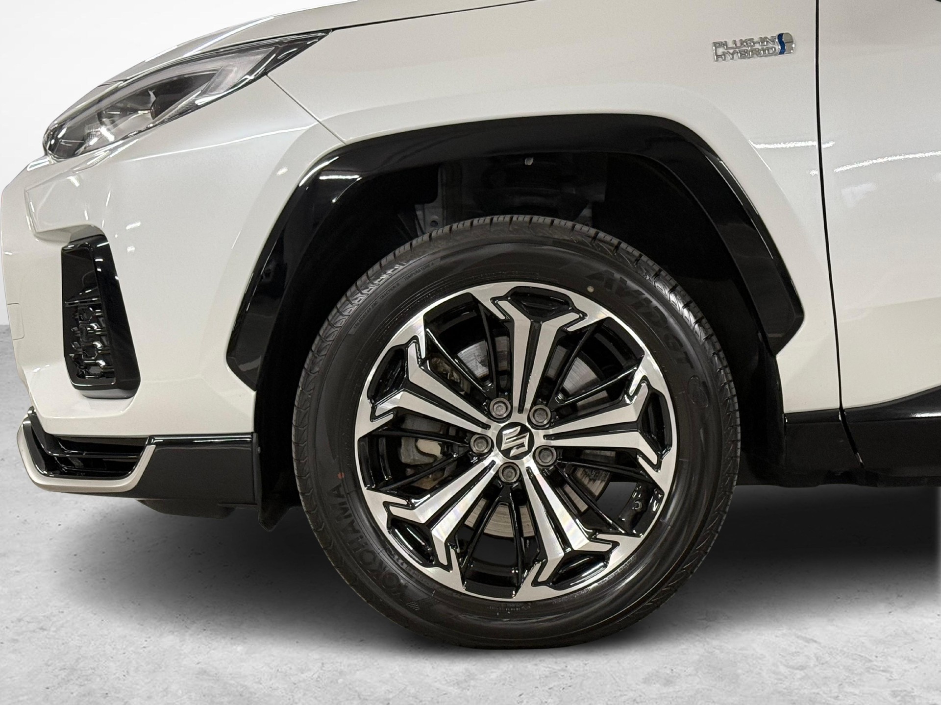 SUZUKI Across 2.5 PHEV Compact Top 4x4-image-9