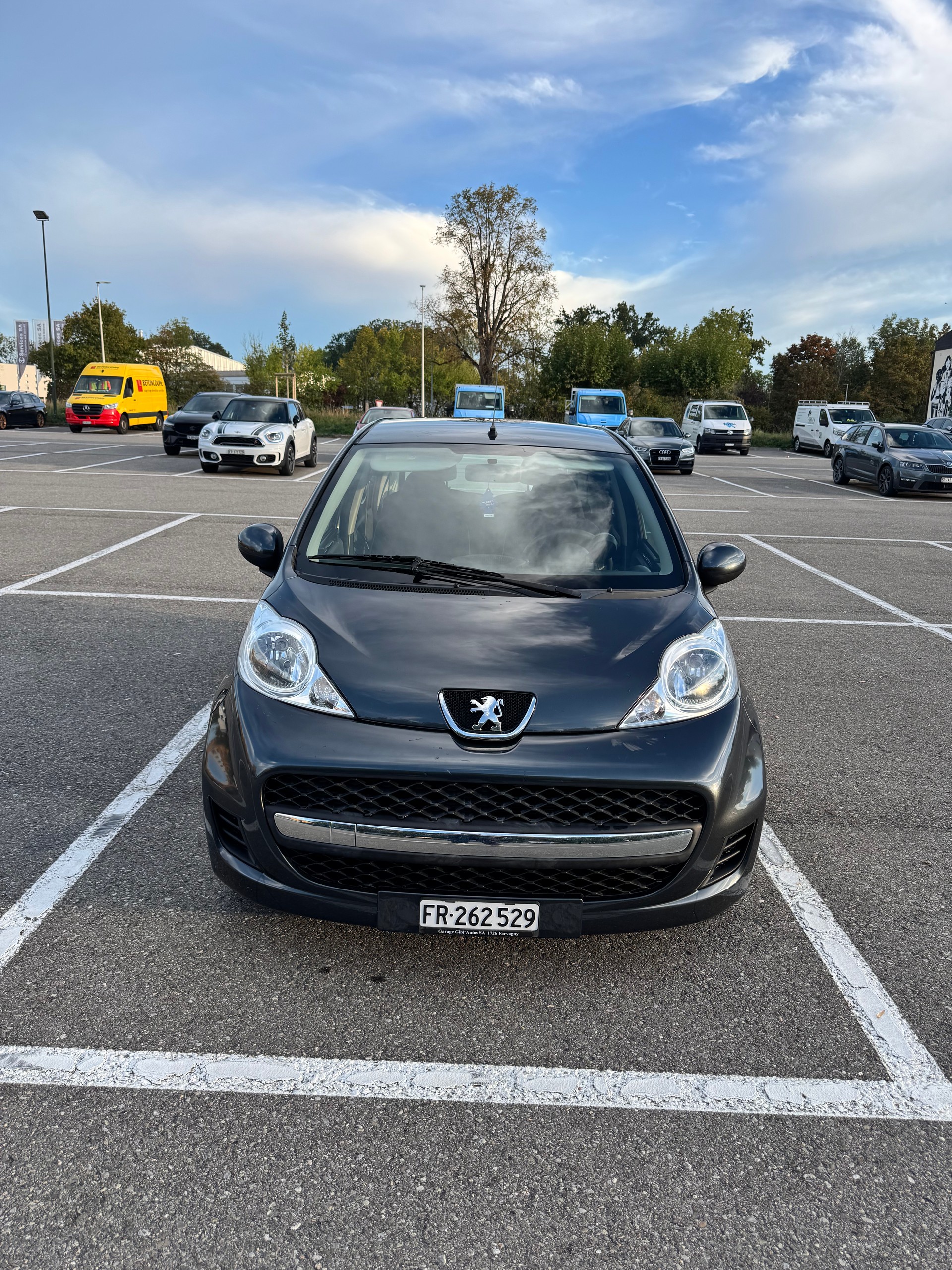 PEUGEOT 107 1.0 Trendy-image-0