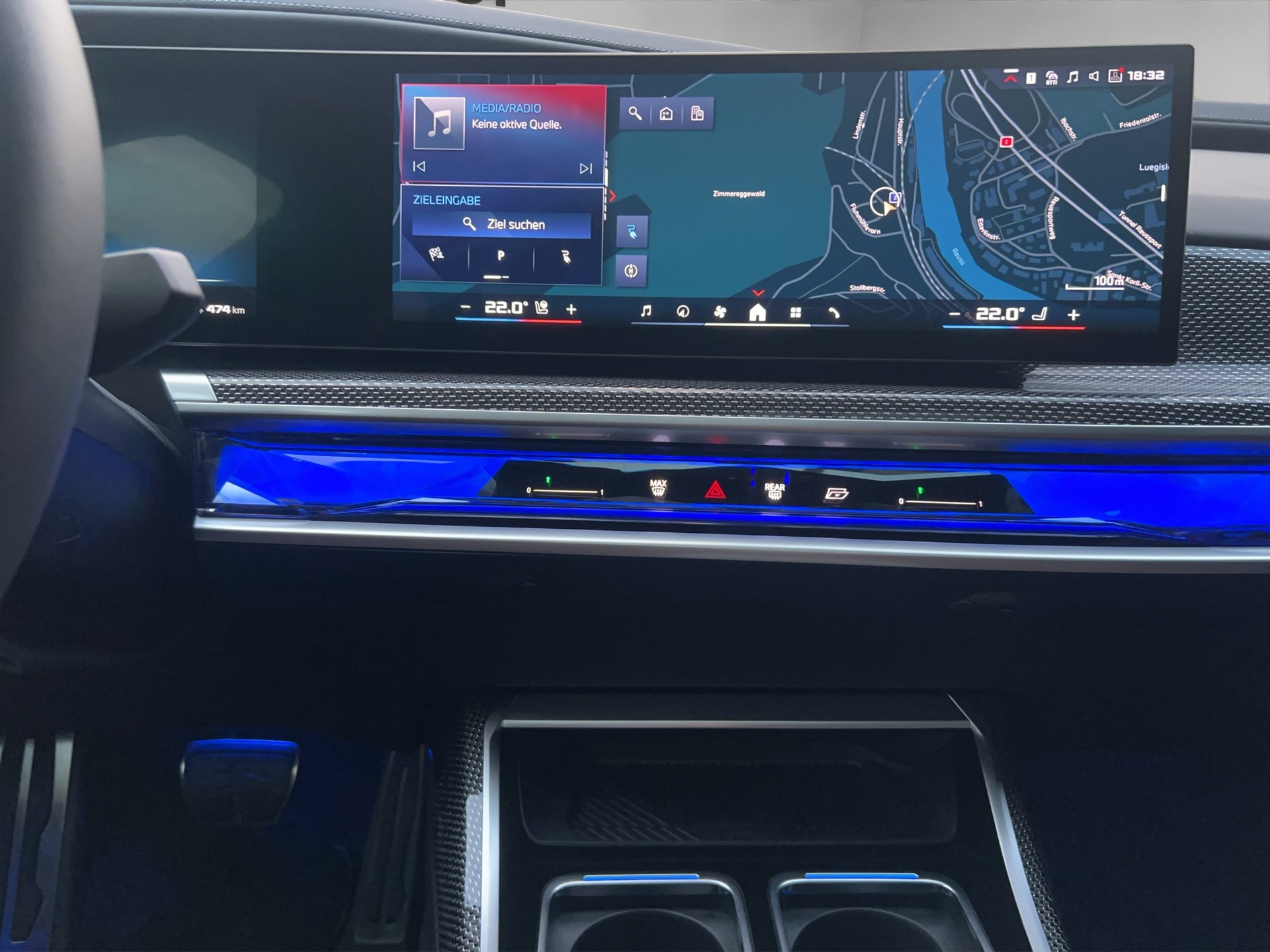 BMW i7 M70 xDrive-image-18