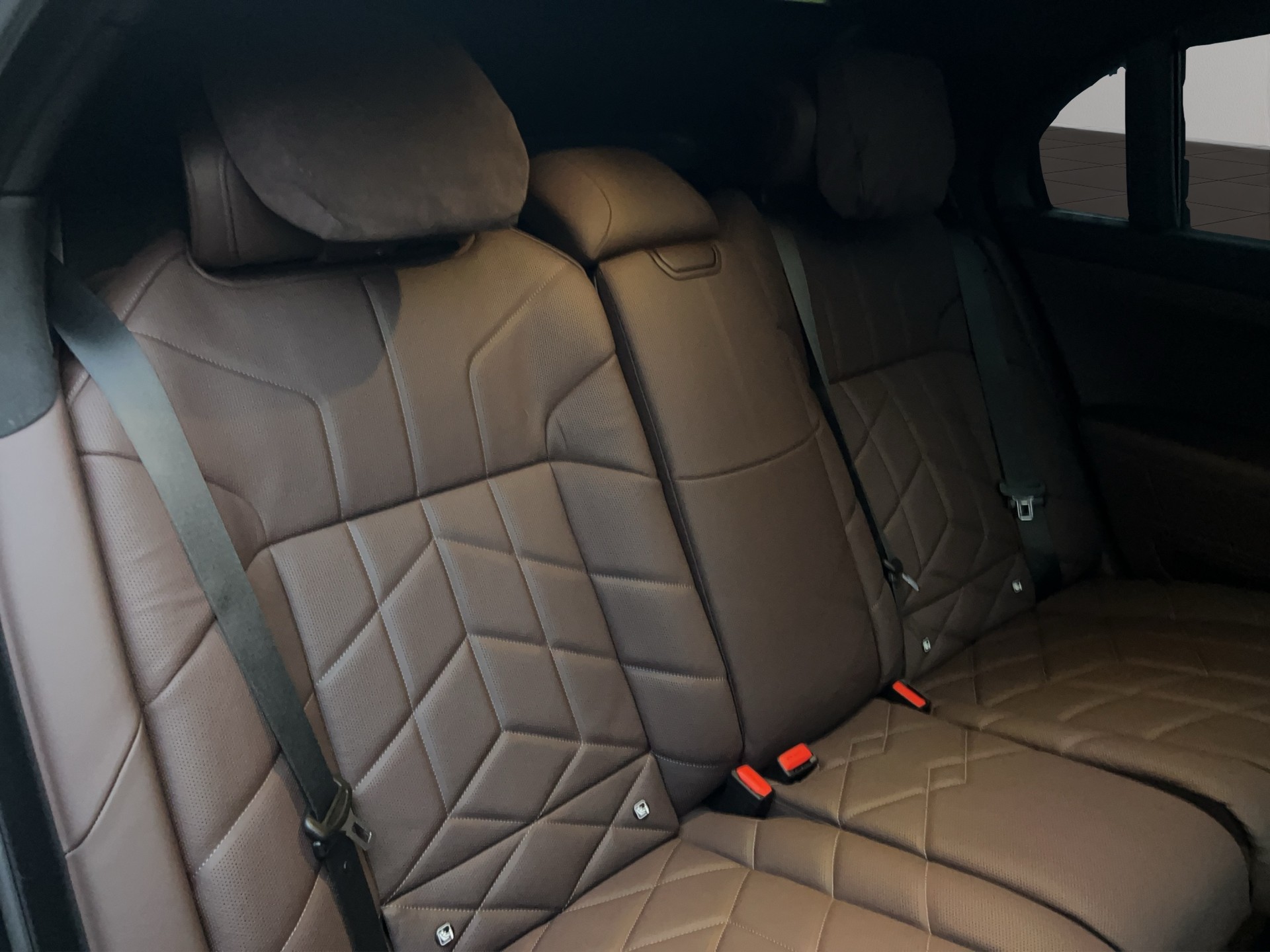 BMW i7 M70 xDrive-image-22