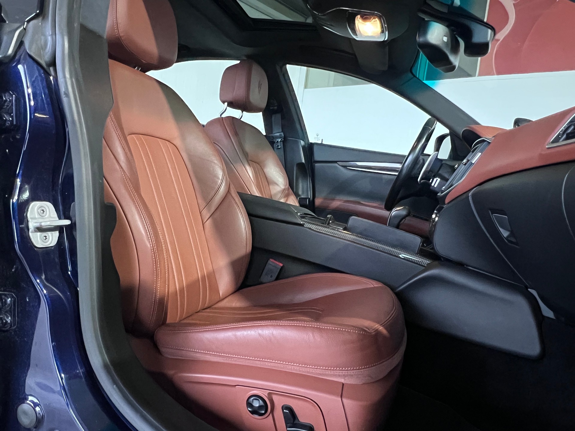 MASERATI Ghibli D 3.0 V6 Automatica-image-15