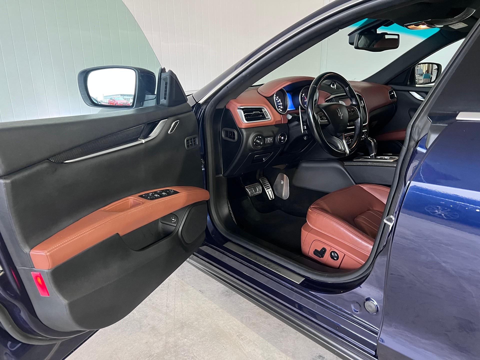 MASERATI Ghibli D 3.0 V6 Automatica-image-10