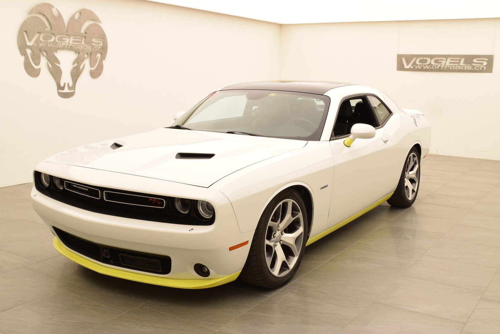 DODGE Challenger R/T 5.7-image-0