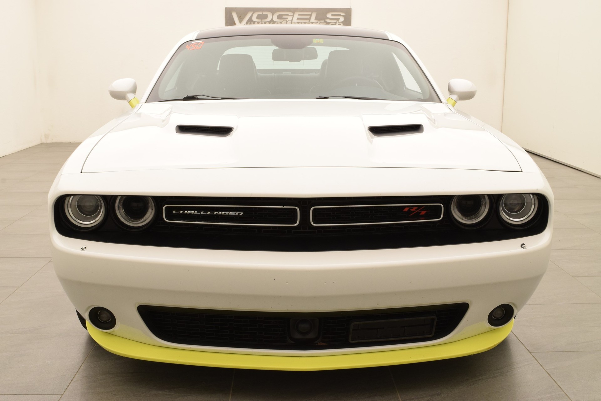 DODGE Challenger R/T 5.7-image-3