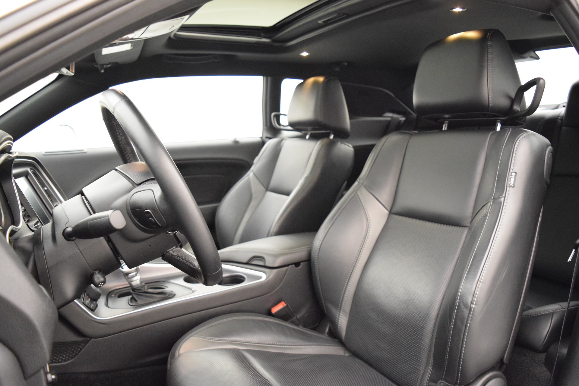 DODGE Challenger R/T 5.7-image-9