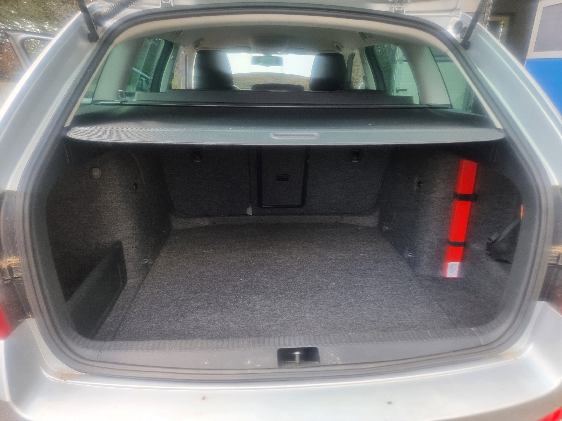SKODA Octavia Combi 1.6 TDI Ambition 4x4-image-13