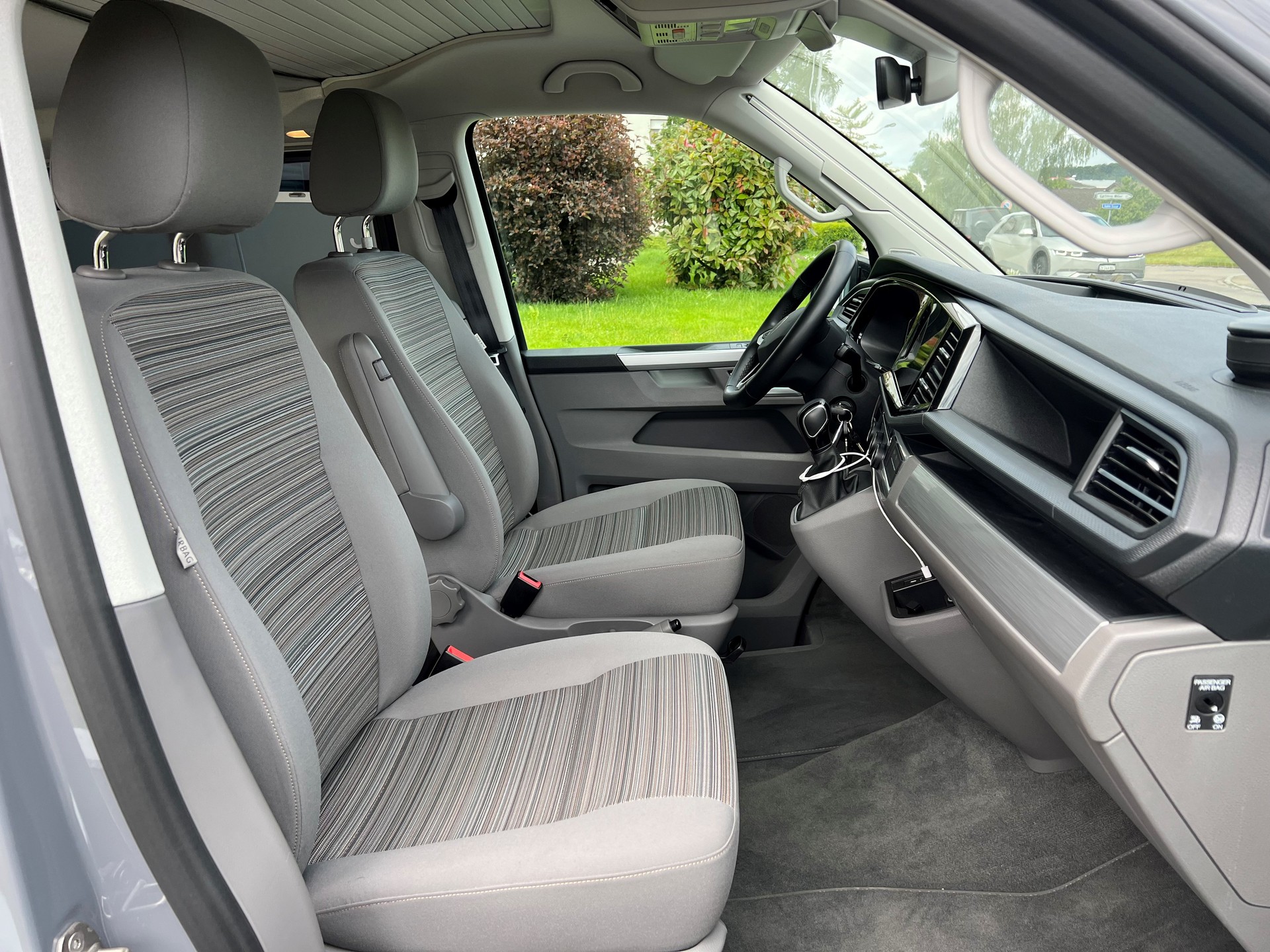 VW T6.1 California 2.0 Bi-TDI Ocean Liberty 4Motion-image-4