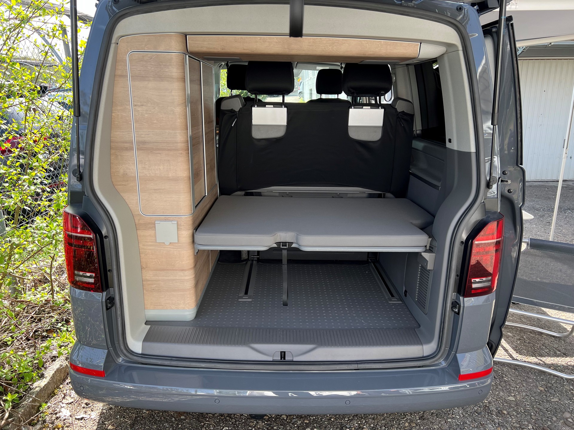 VW T6.1 California 2.0 Bi-TDI Ocean Liberty 4Motion-image-13