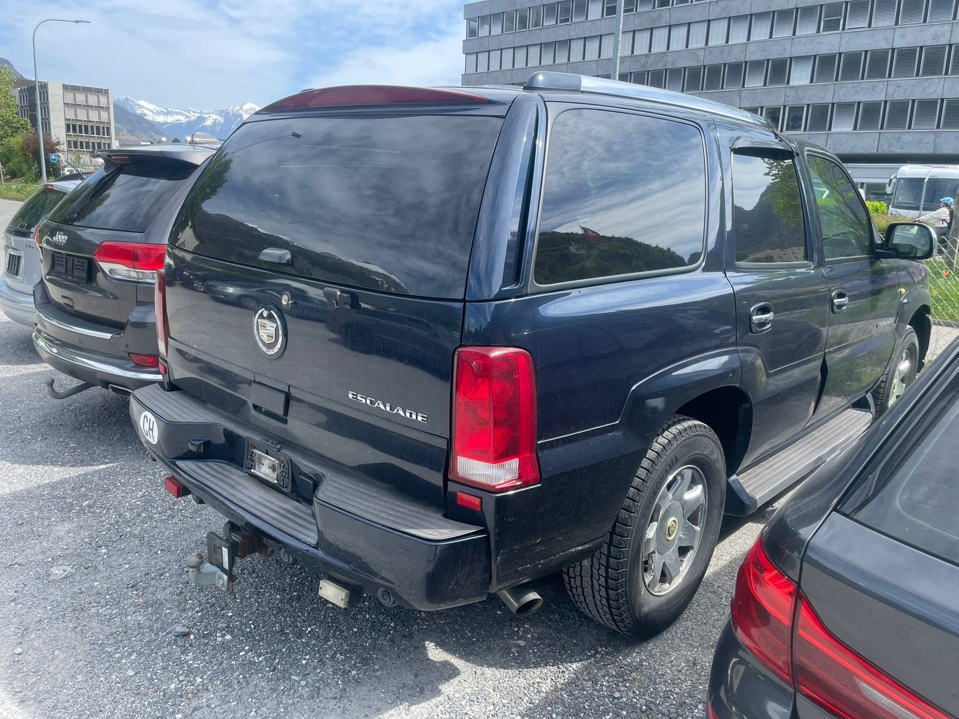 CADILLAC Escalade 6.0-image-3