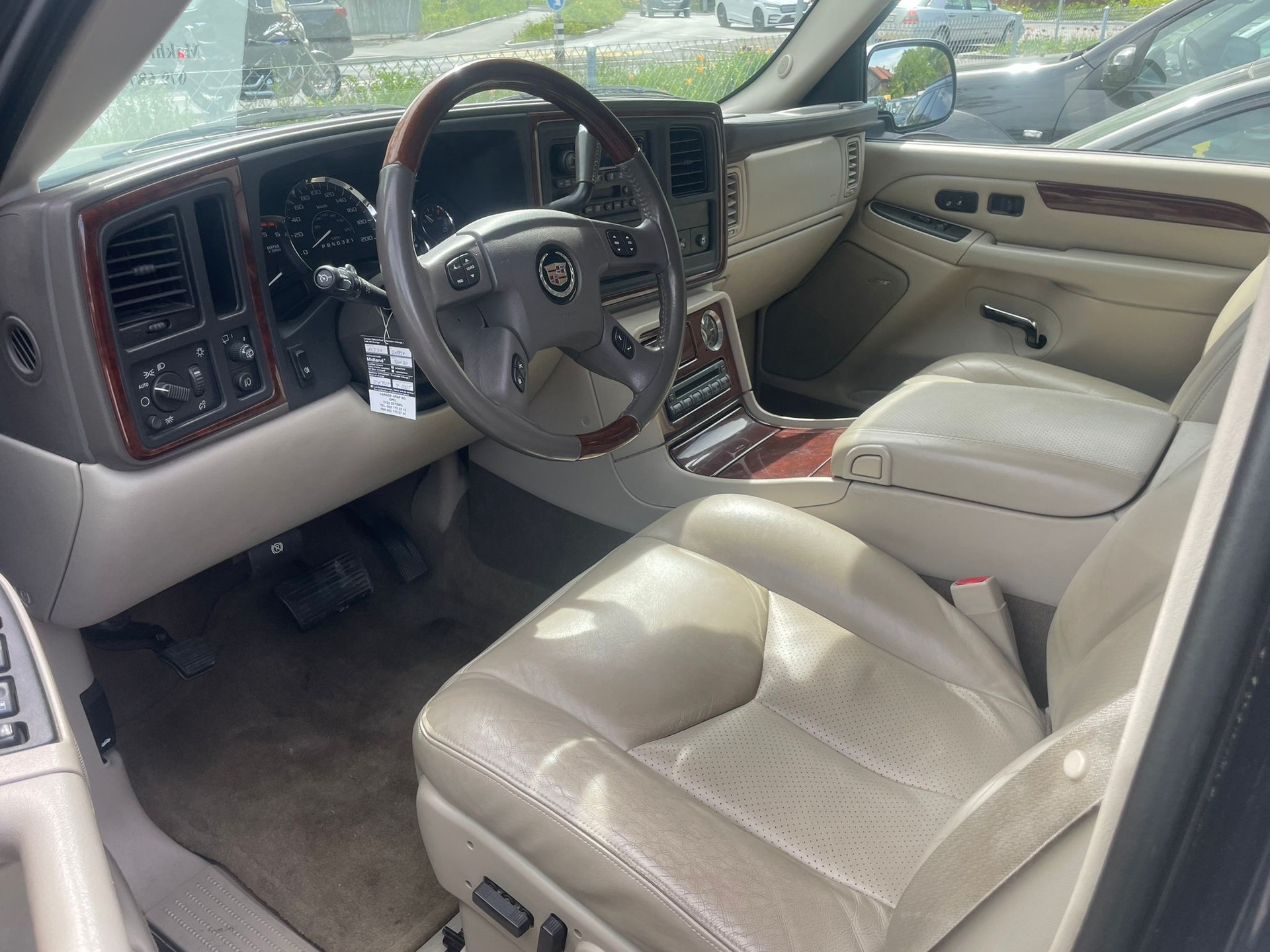 CADILLAC Escalade 6.0-image-9