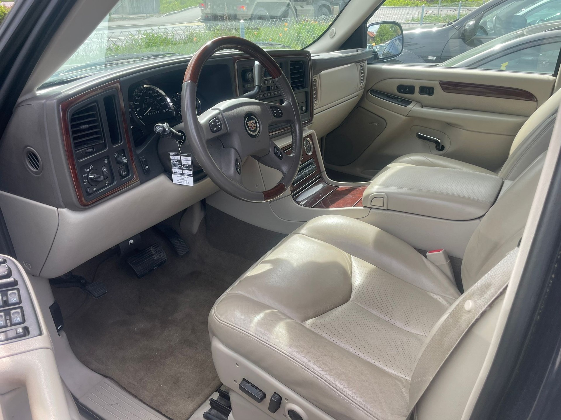 CADILLAC Escalade 6.0-image-4