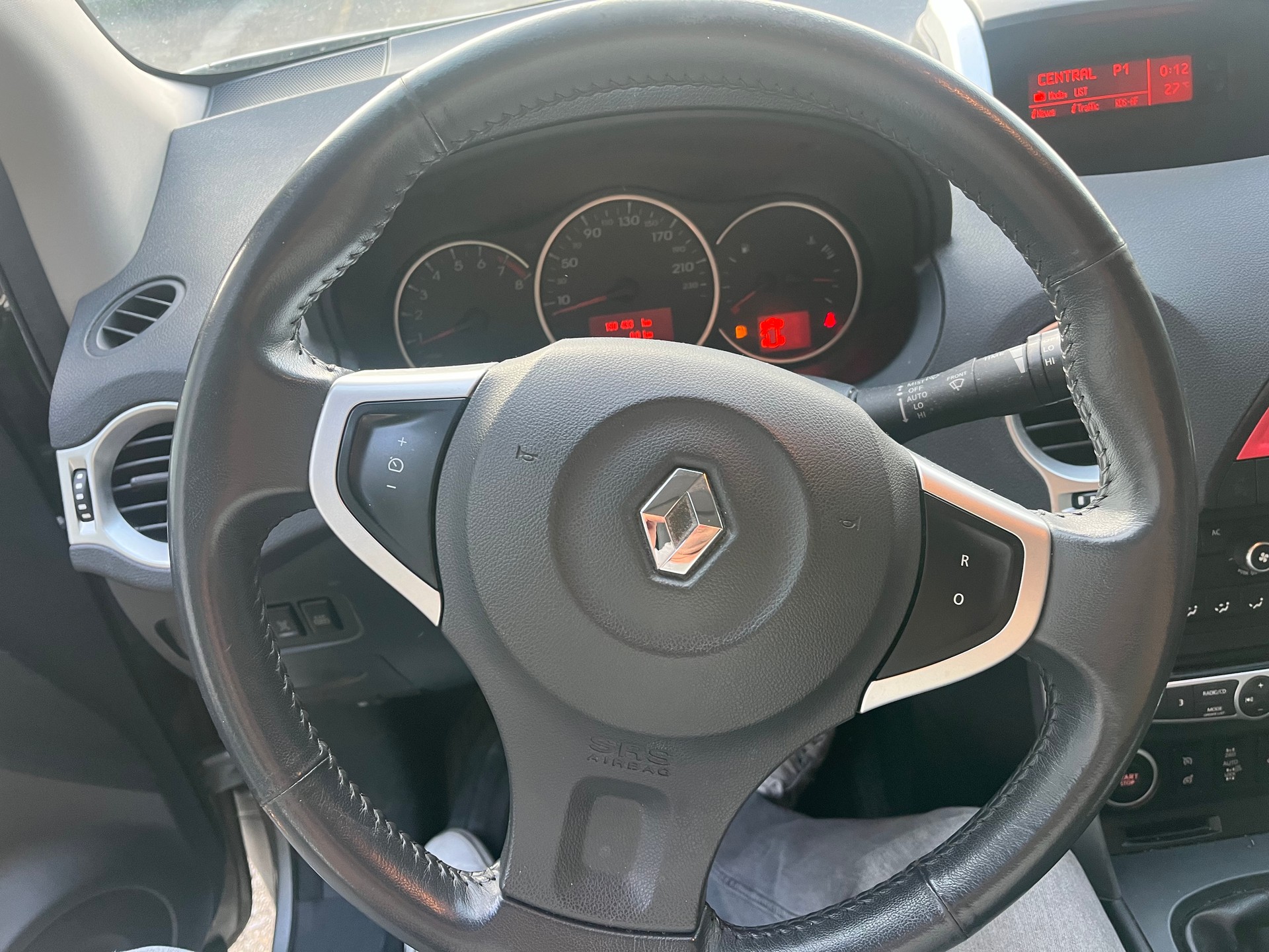 RENAULT Koleos 2.5 Dynamique 4x4-image-9