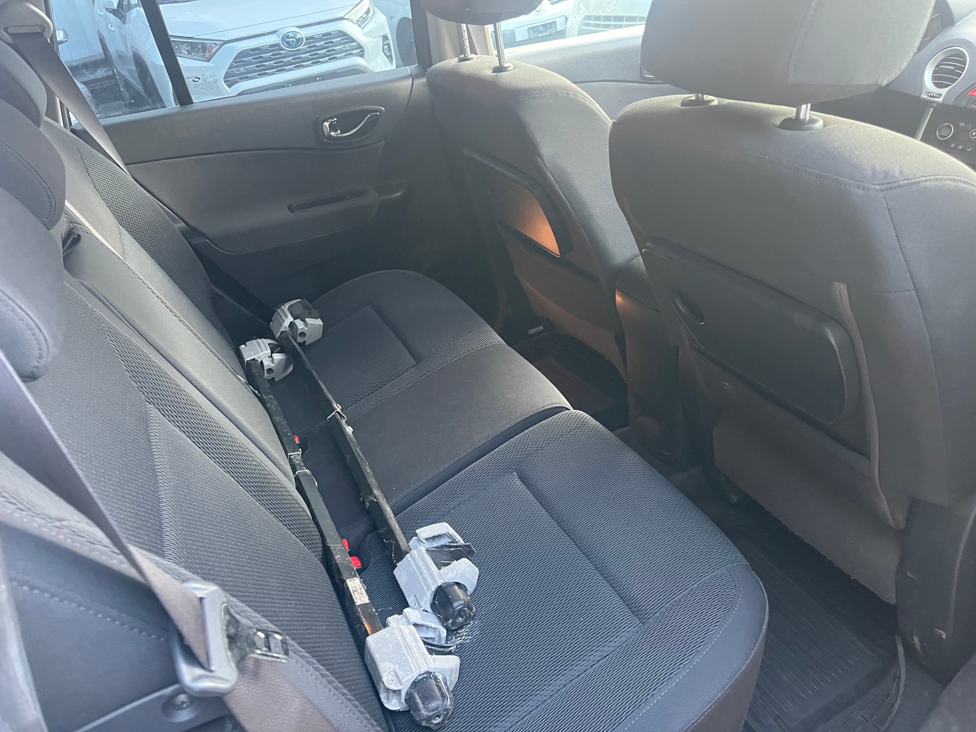 RENAULT Koleos 2.5 Dynamique 4x4-image-12