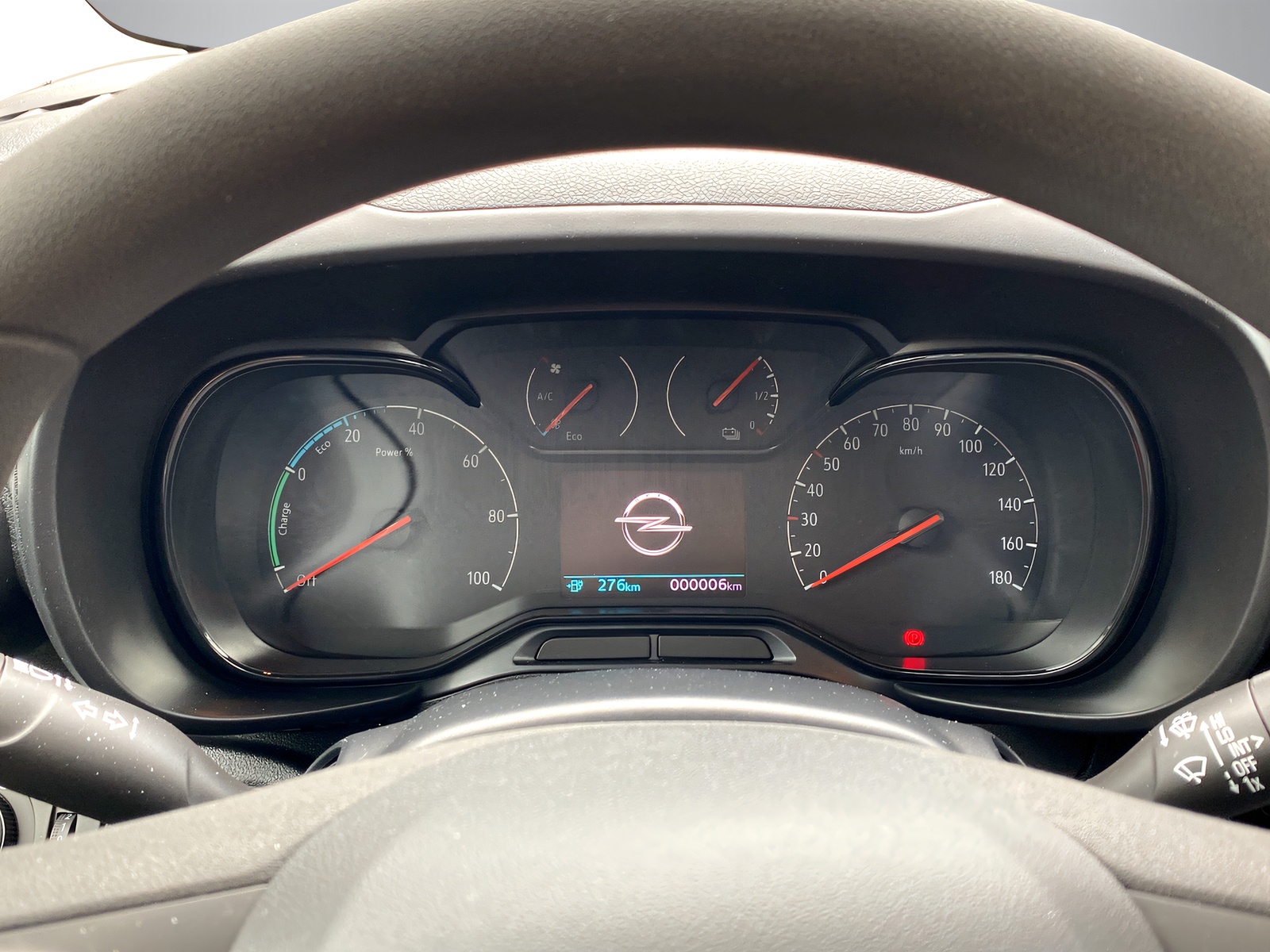 OPEL Combo-e Cargo 2.4 t Electric-image-11