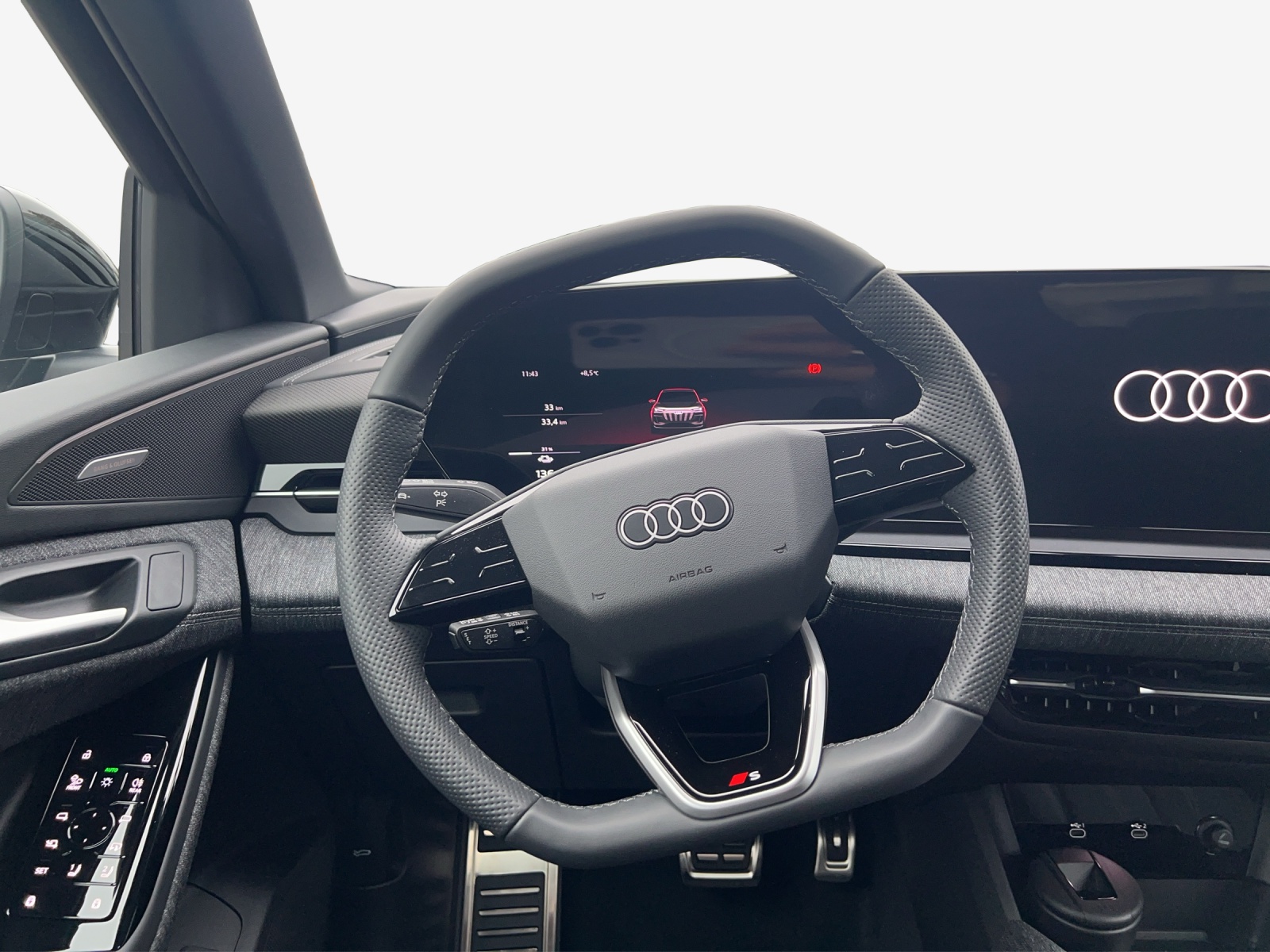 AUDI Q6 e-tron quattro-image-9