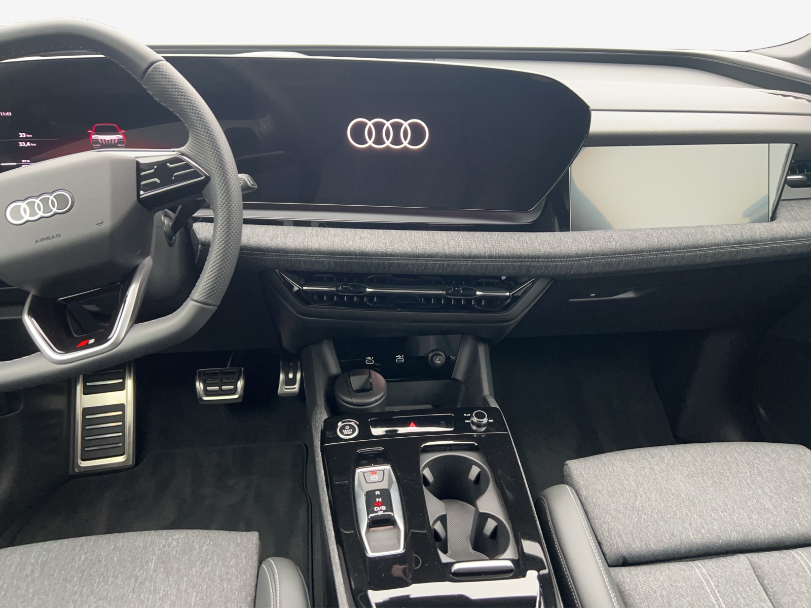 AUDI Q6 e-tron quattro-image-10