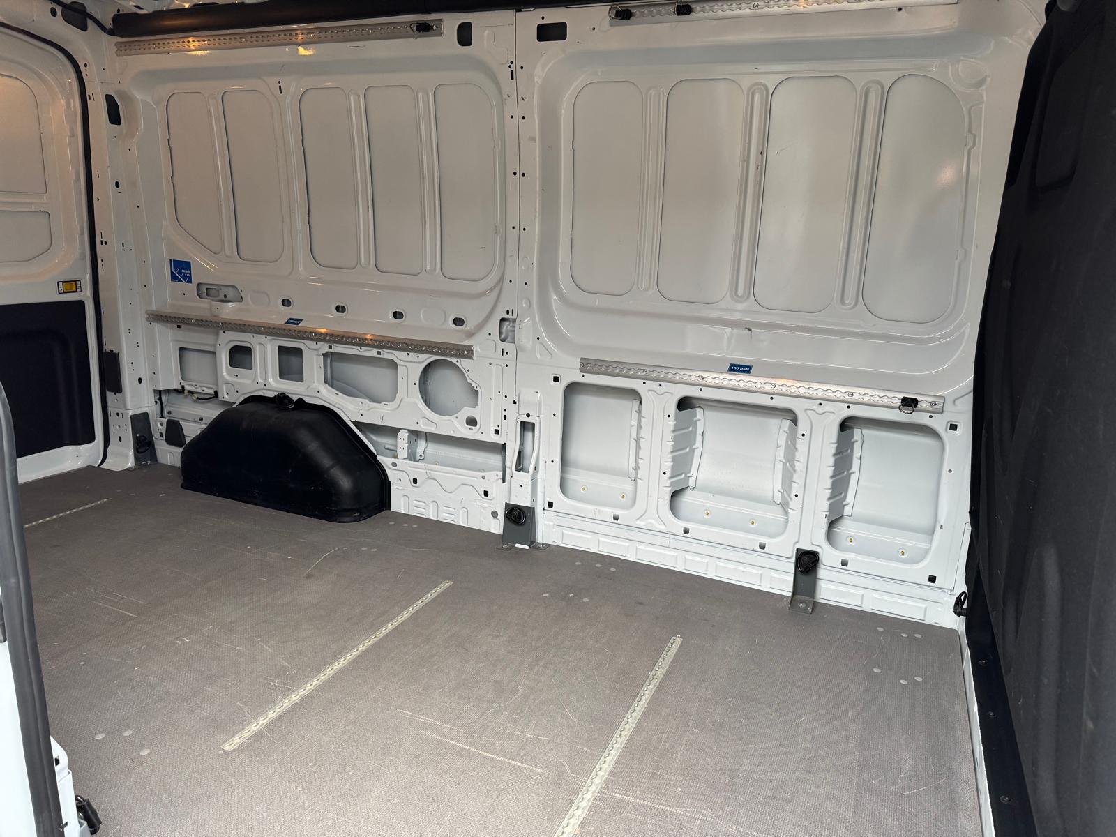 FORD Trans.Van 350 L3 Trend AT-image-7