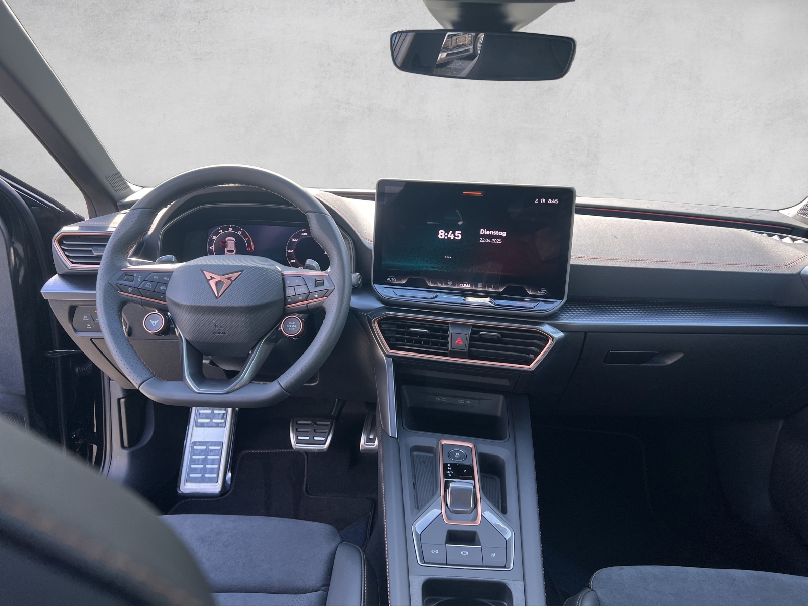 CUPRA LEON 1.5 e-HYBRID pHEV DSG-image-8