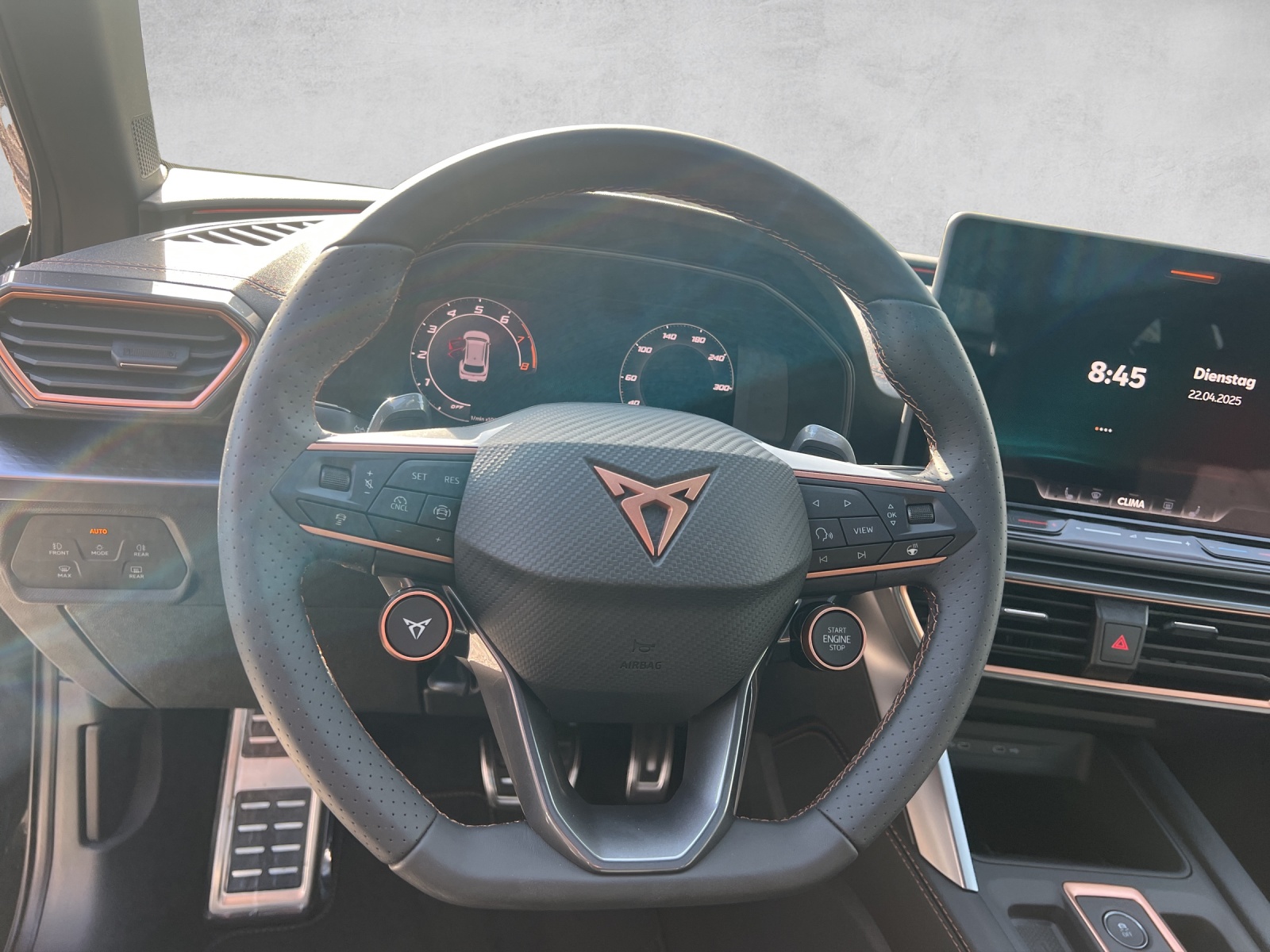 CUPRA LEON 1.5 e-HYBRID pHEV DSG-image-7
