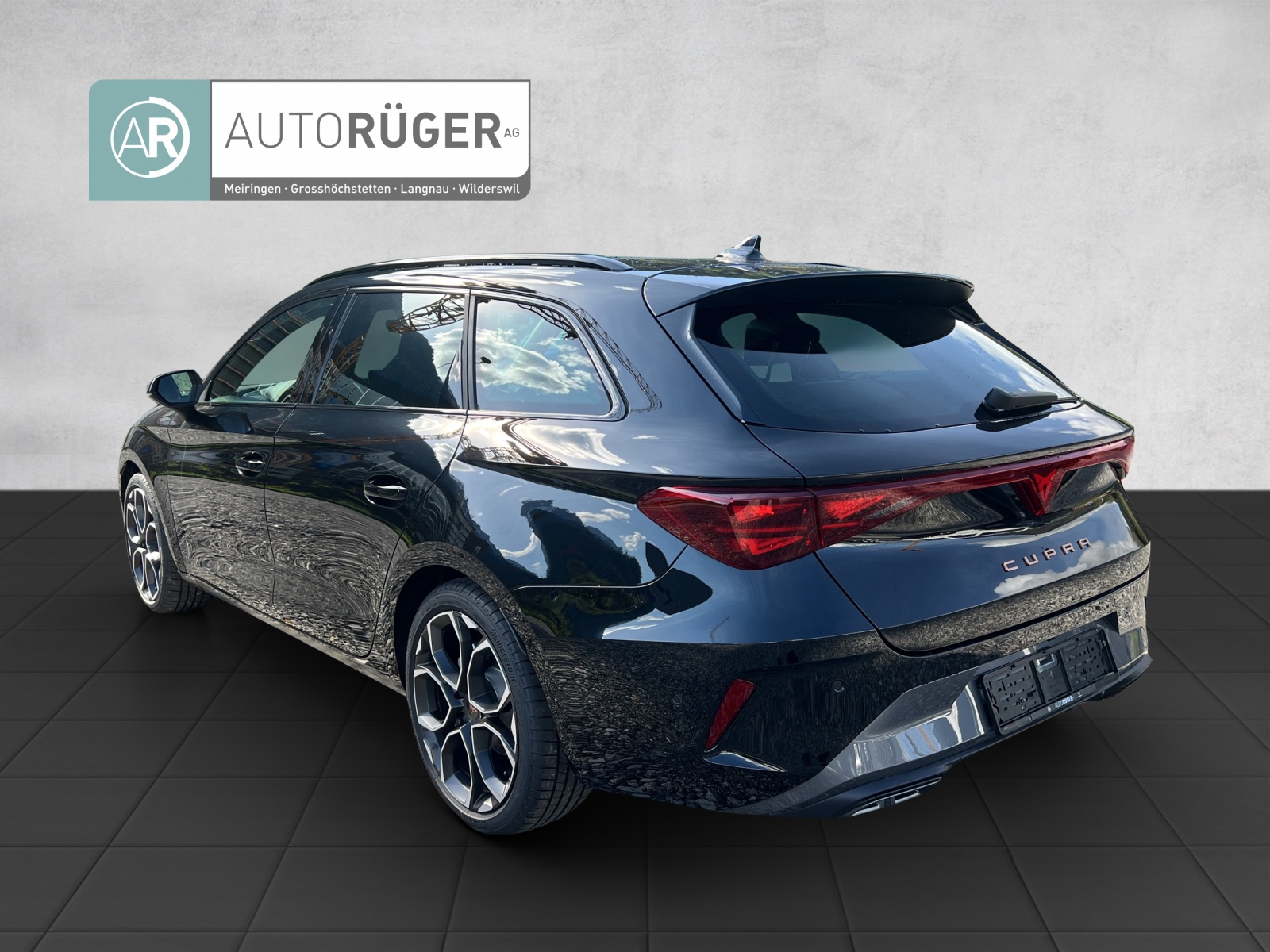 CUPRA LEON 1.5 e-HYBRID pHEV DSG-image-3