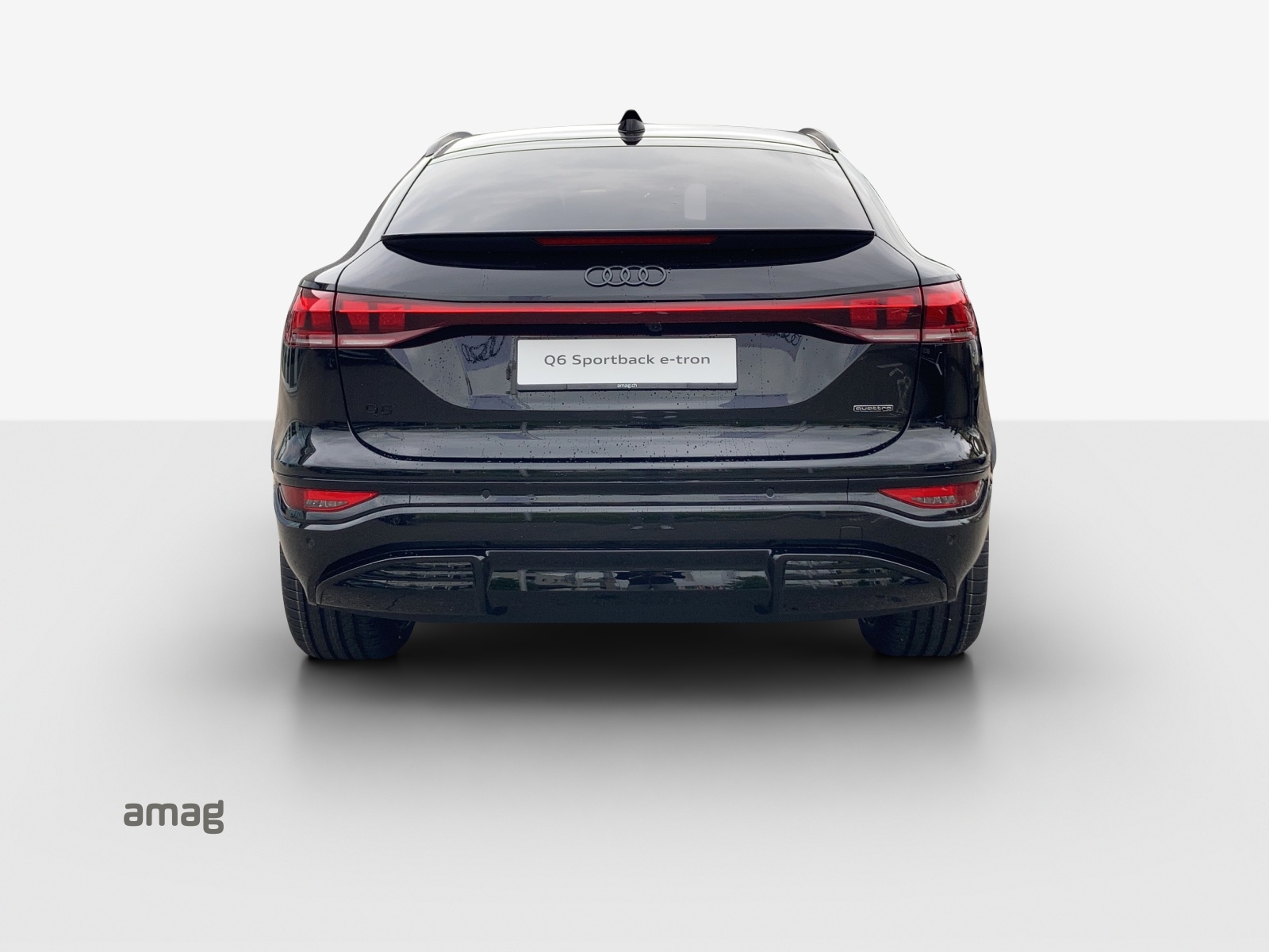 AUDI Q6 Sportback e-tron quattro-image-3