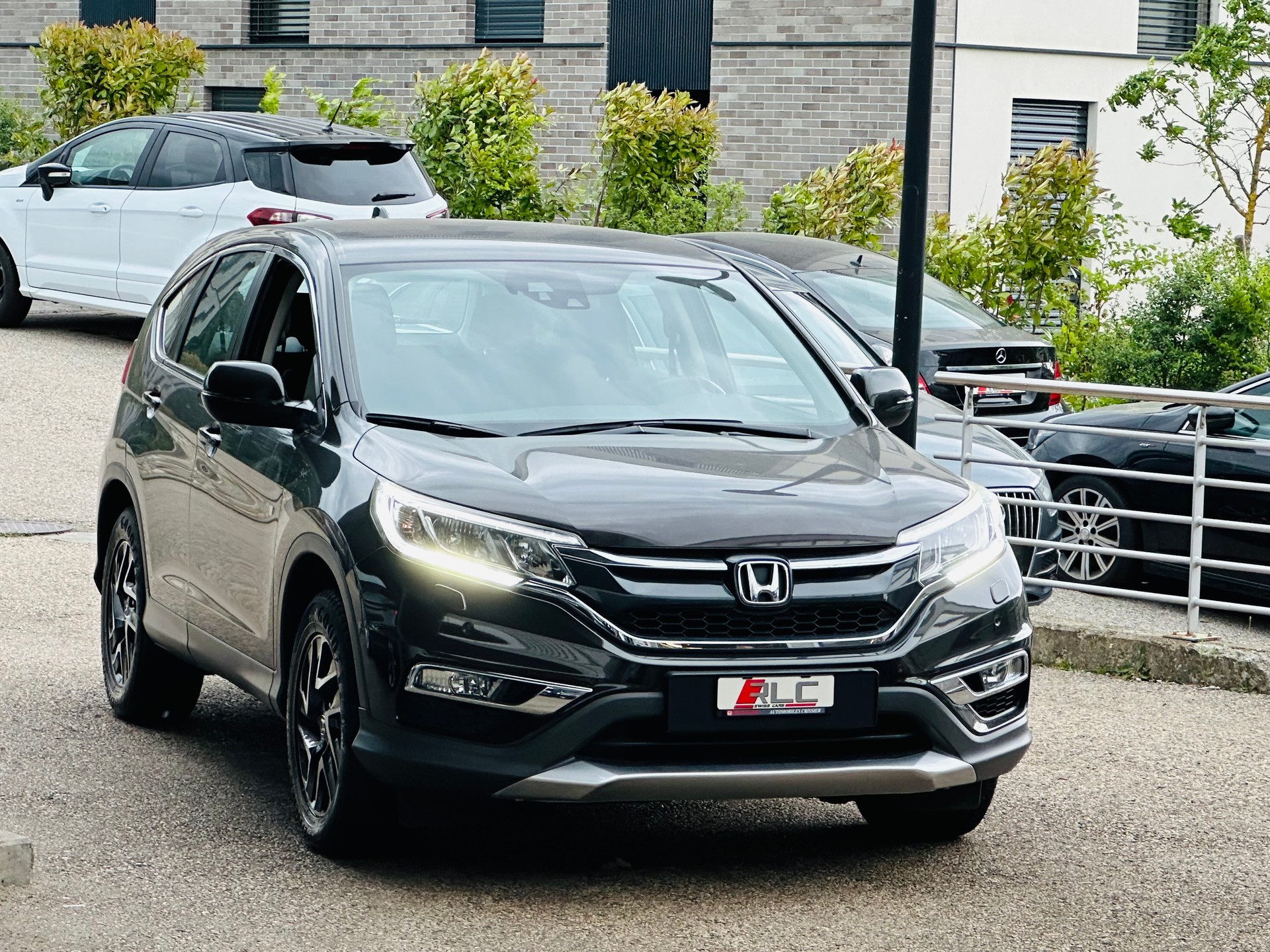 HONDA CR-V 1.6 i-DTEC Elegance 4WD-image-4
