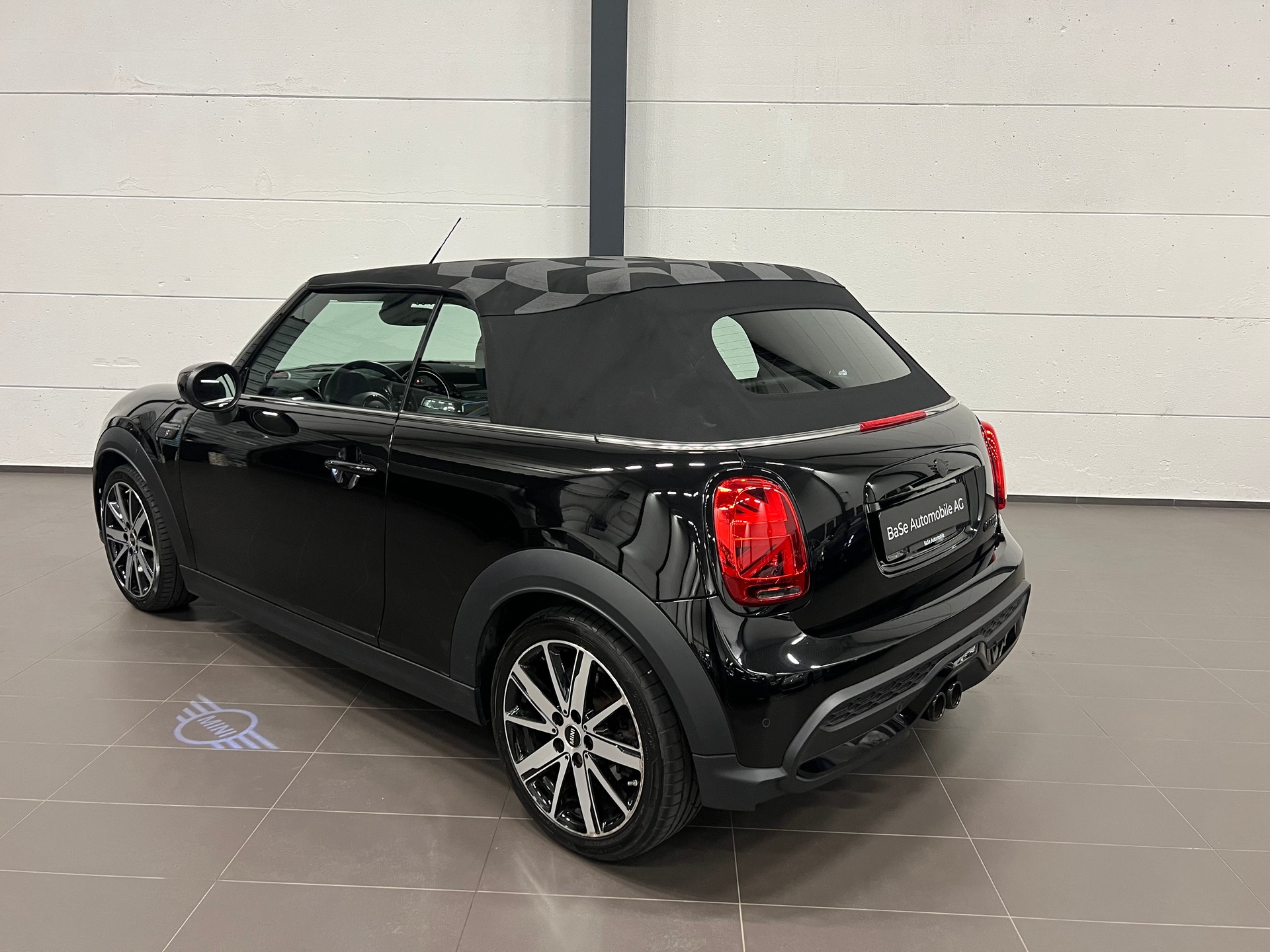 MINI Cooper S Cabriolet DKG-image-14