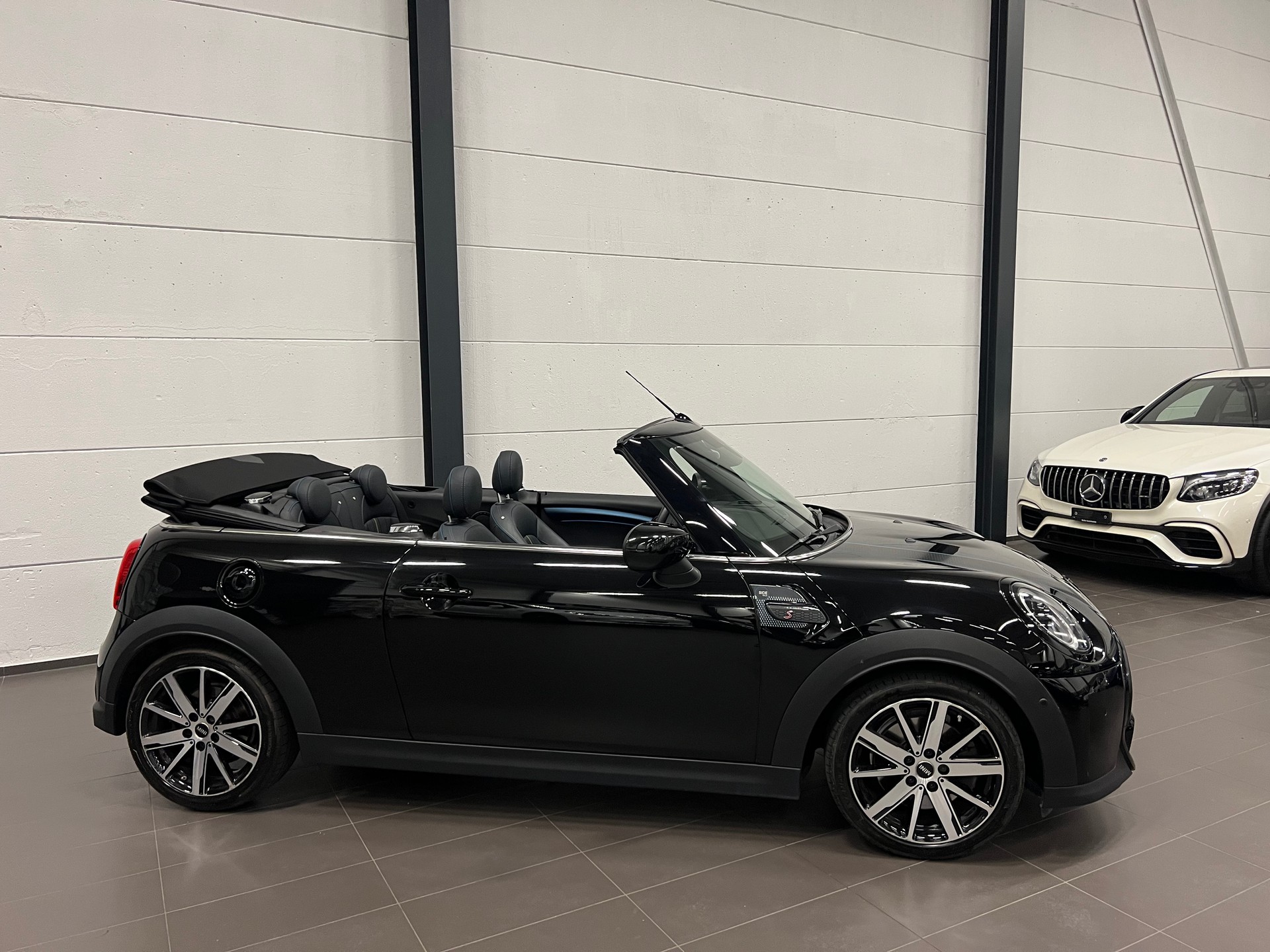 MINI Cooper S Cabriolet DKG-image-5