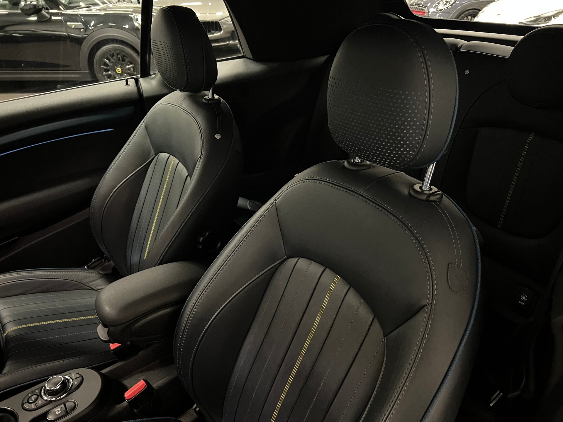 MINI Cooper S Cabriolet DKG-image-20