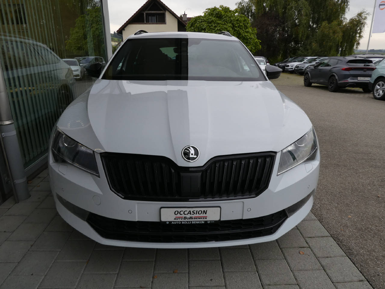 SKODA Superb Combi 2.0 TDI 190 SportLine+ 4x4 DSG-image-2