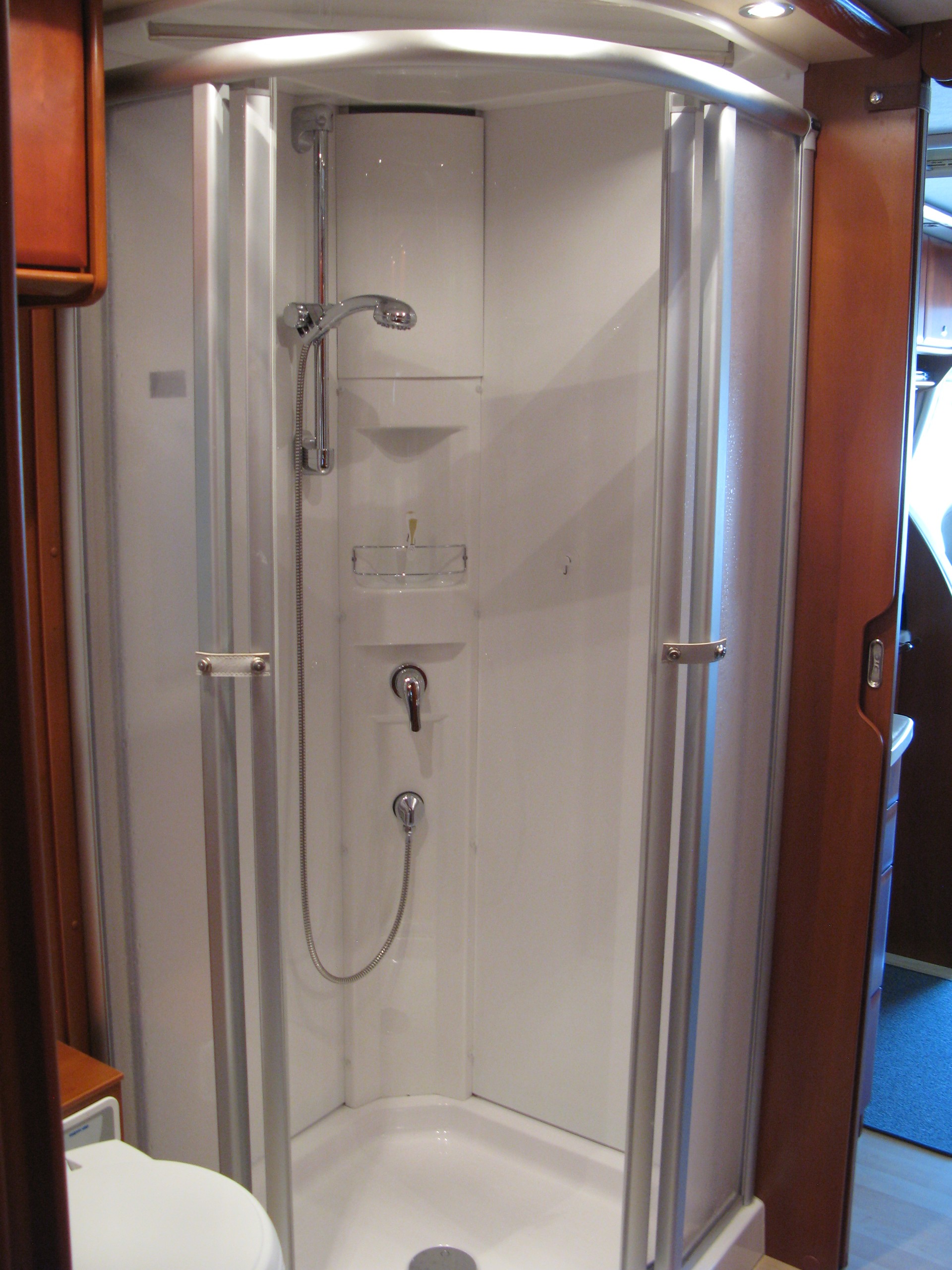 CONCORDE Charisma 840 L-image-8
