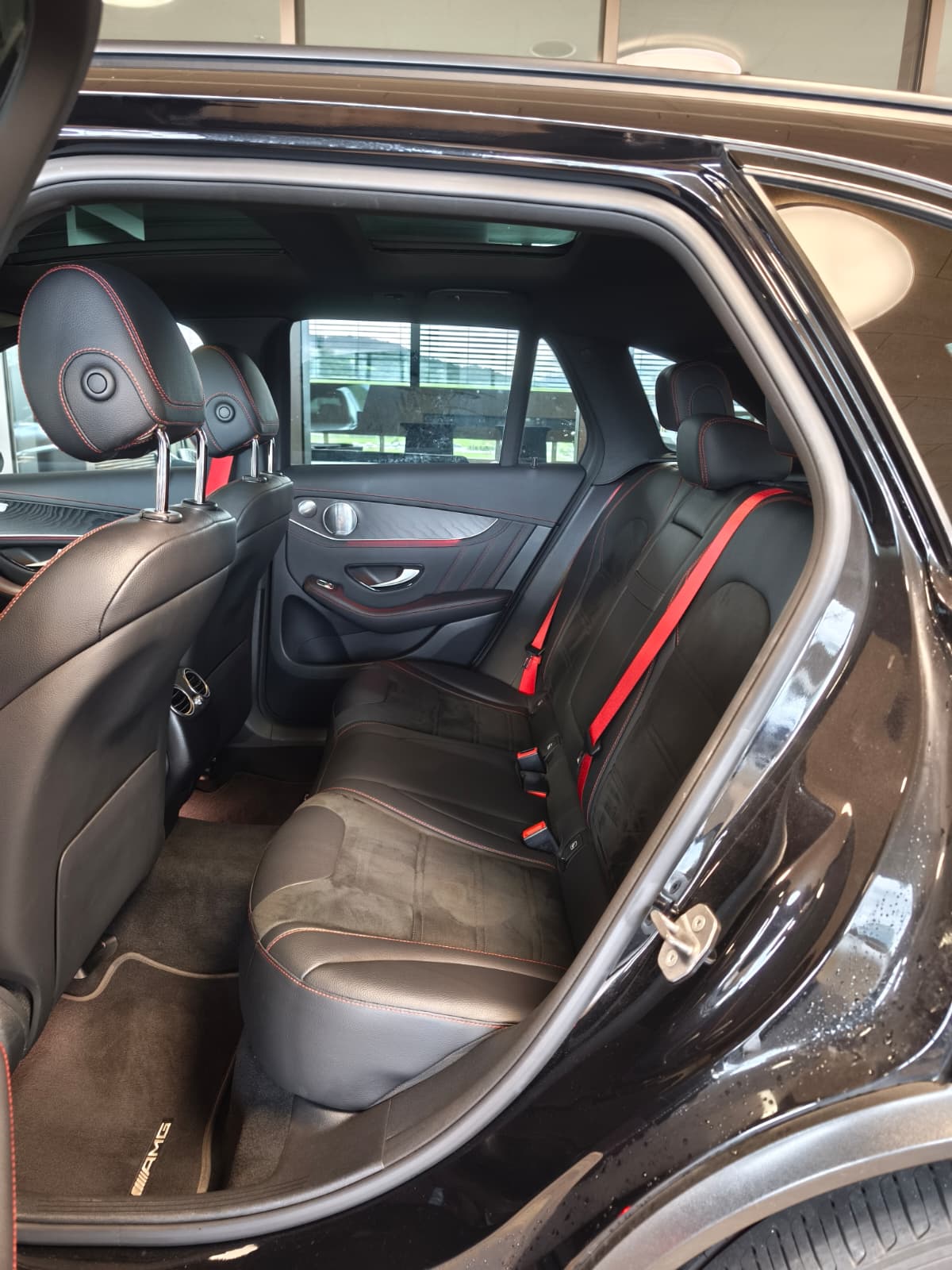 MERCEDES-BENZ GLC 43 AMG 4Matic 9G-Tronic-image-10