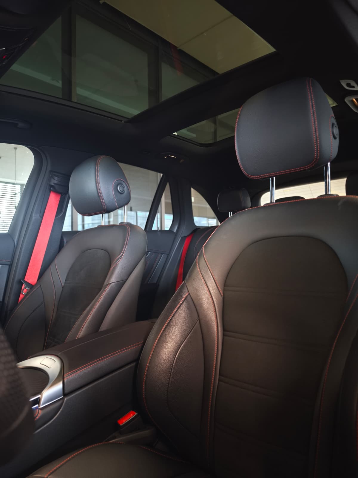 MERCEDES-BENZ GLC 43 AMG 4Matic 9G-Tronic-image-11