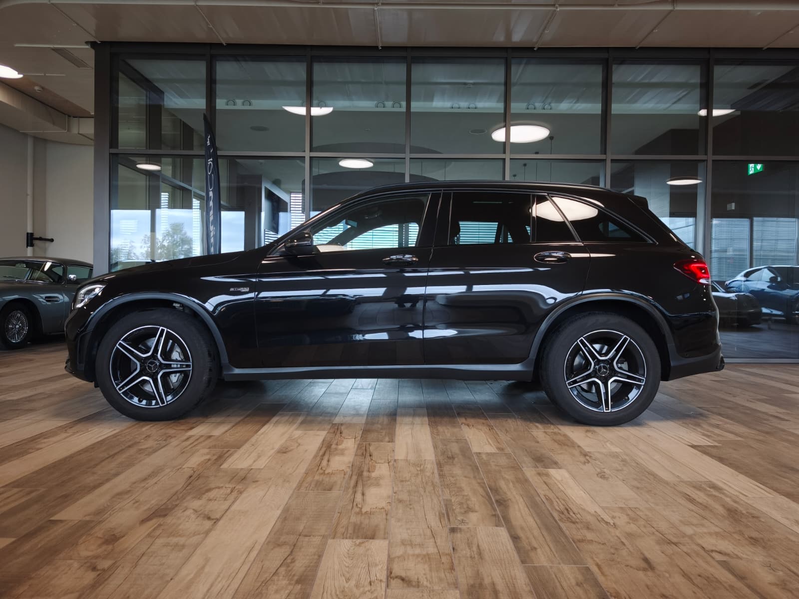 MERCEDES-BENZ GLC 43 AMG 4Matic 9G-Tronic-image-6