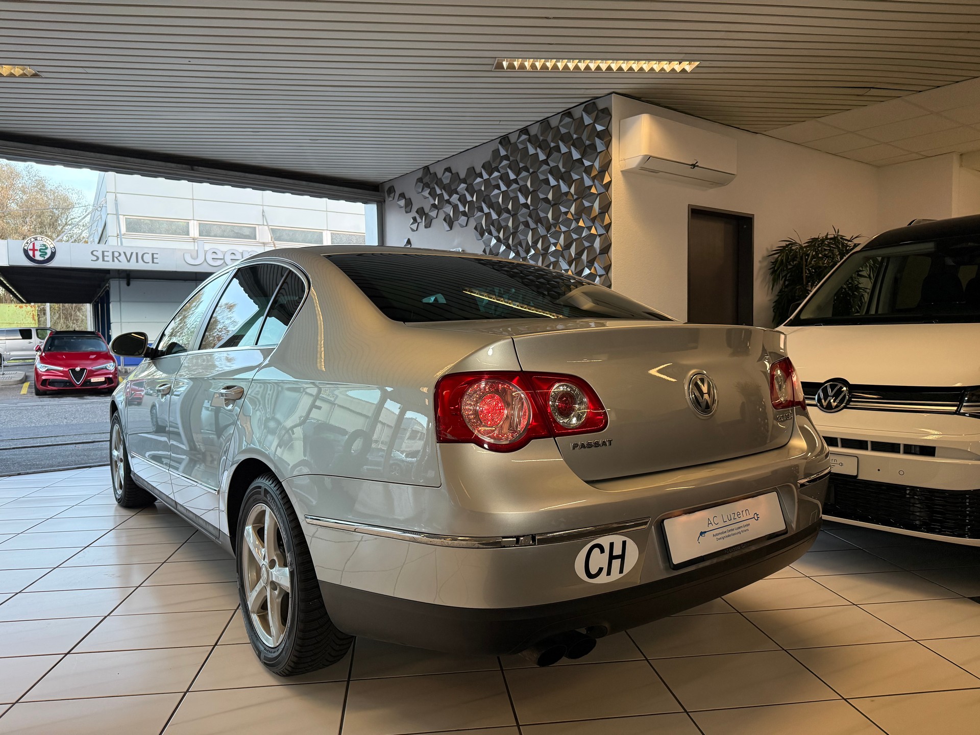 VW Passat 2.0 FSI Highline-image-1