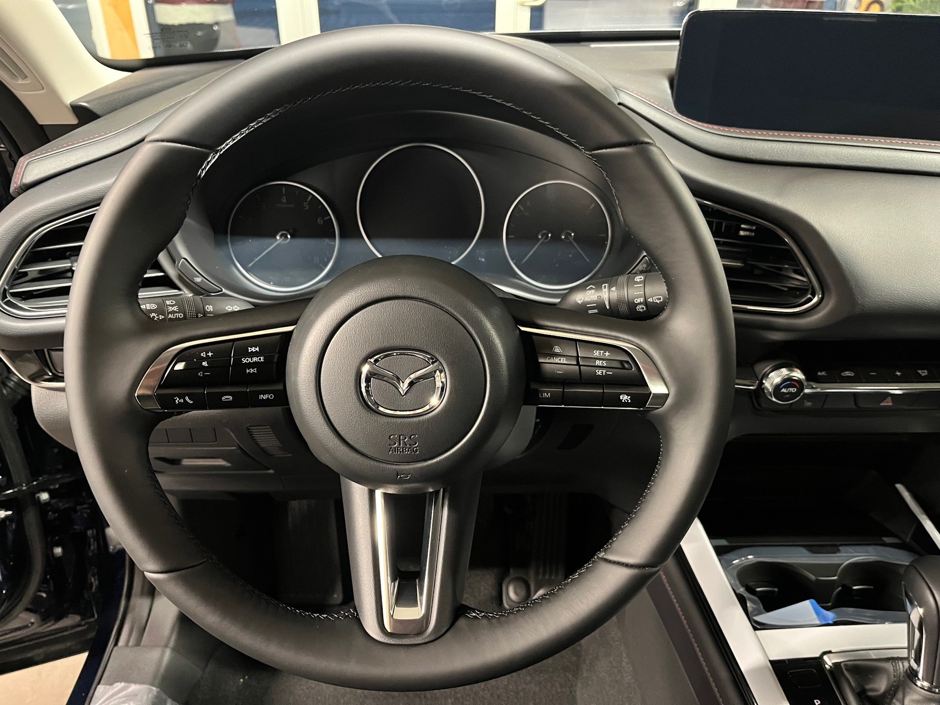 MAZDA CX-30 SKYACTIV-X 186 M Hybrid Homura FWD AT-image-11